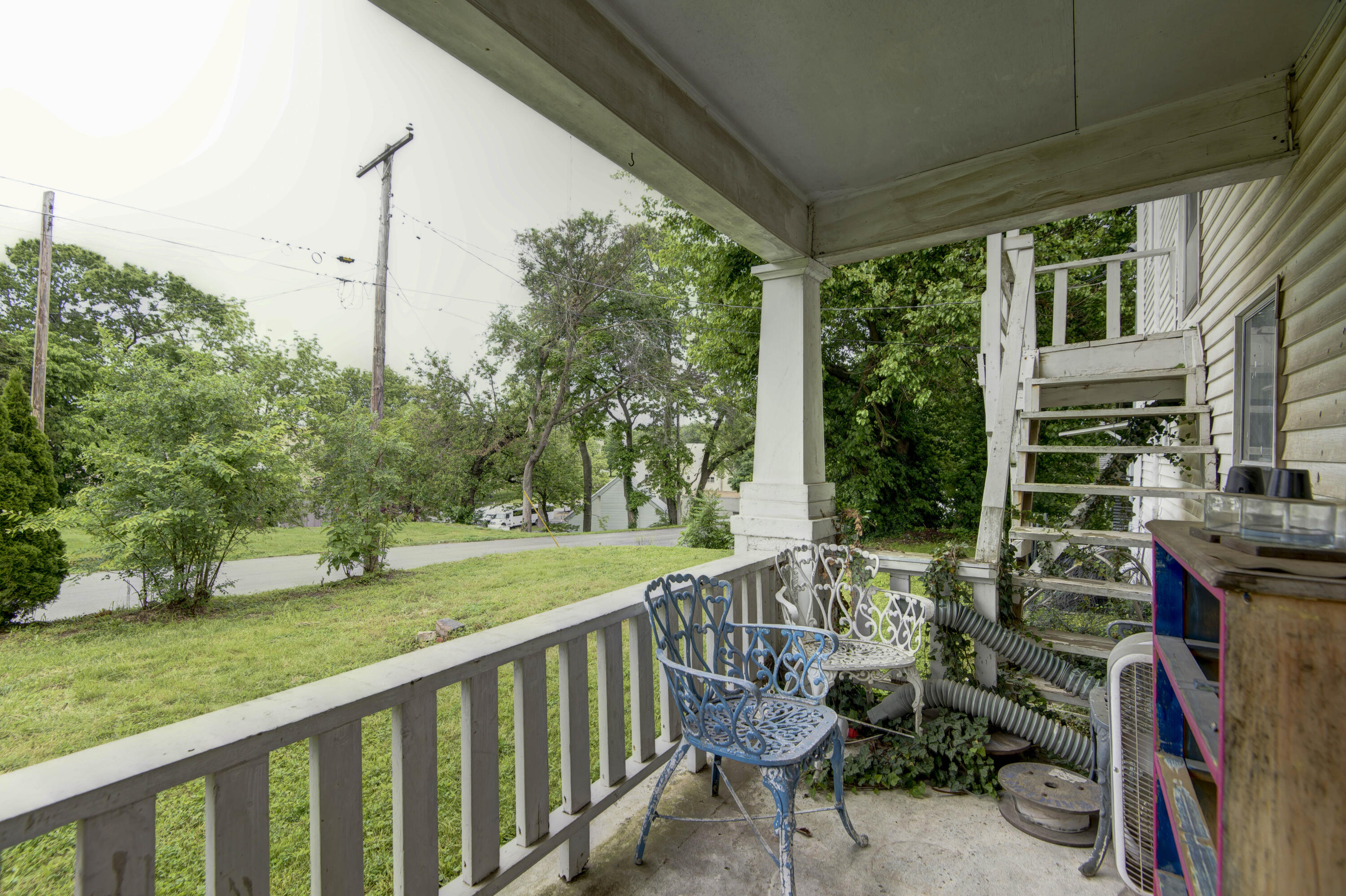 2258 N Benton Avenue