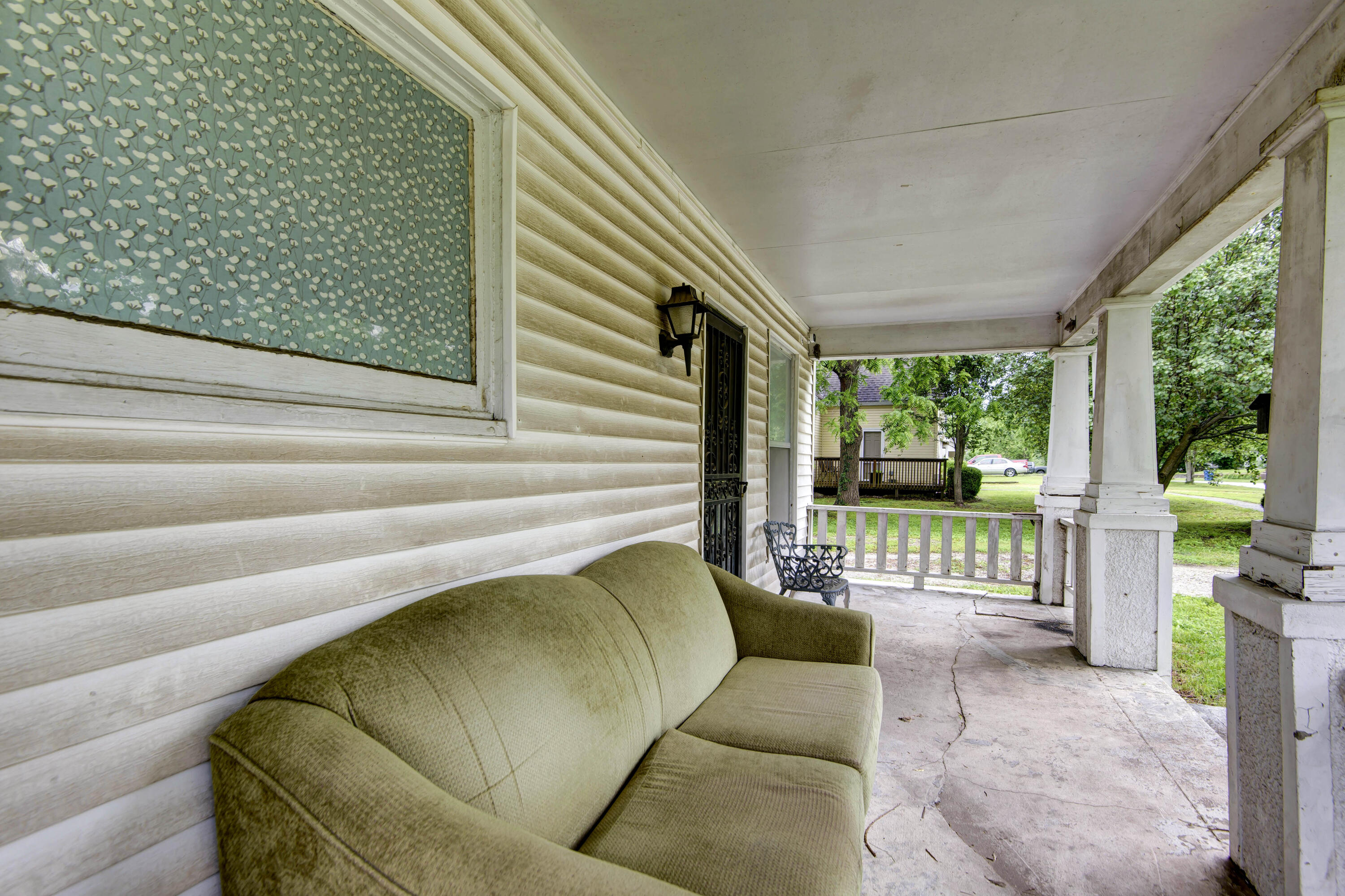 2258 N Benton Avenue