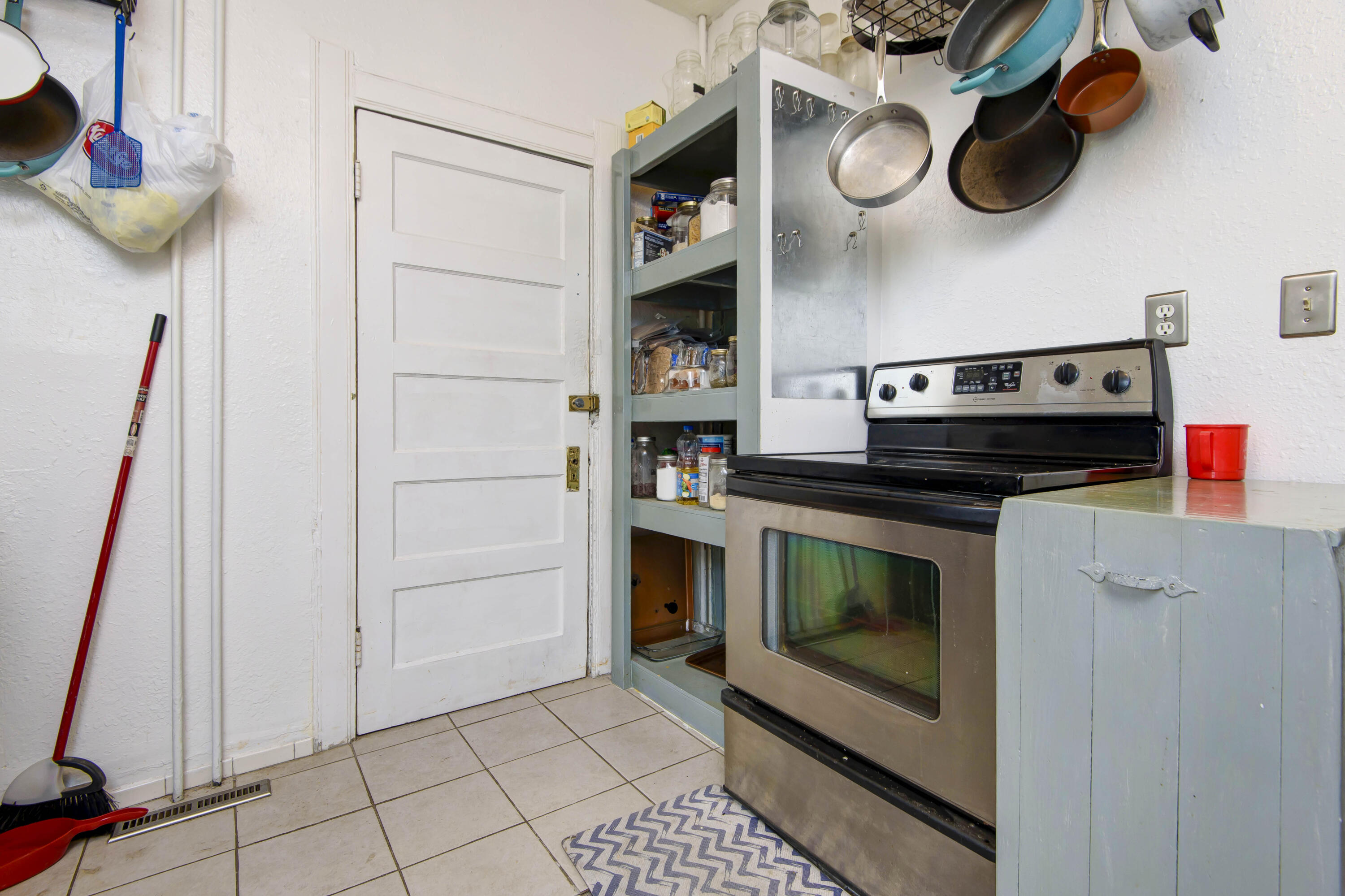 2258 N Benton Avenue