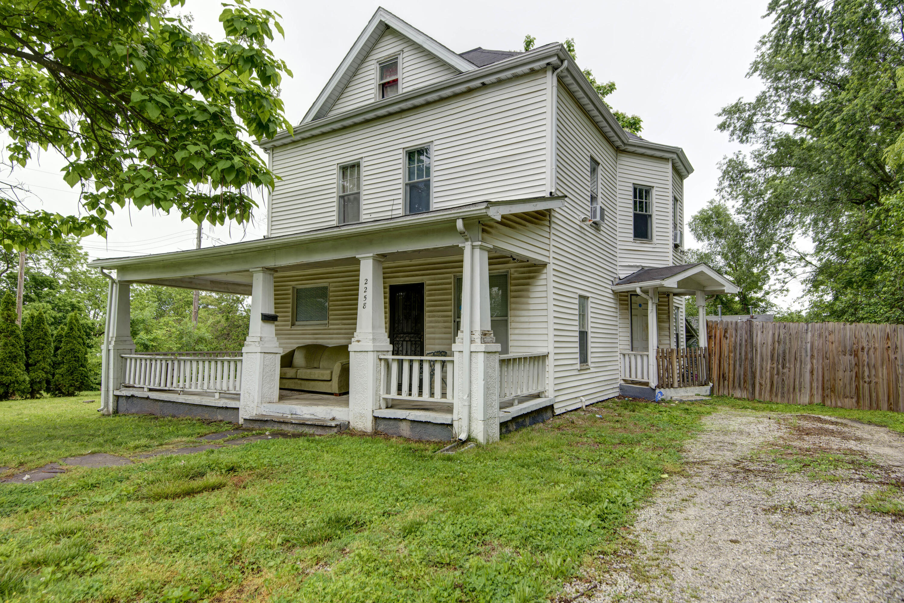 2258 N Benton Avenue