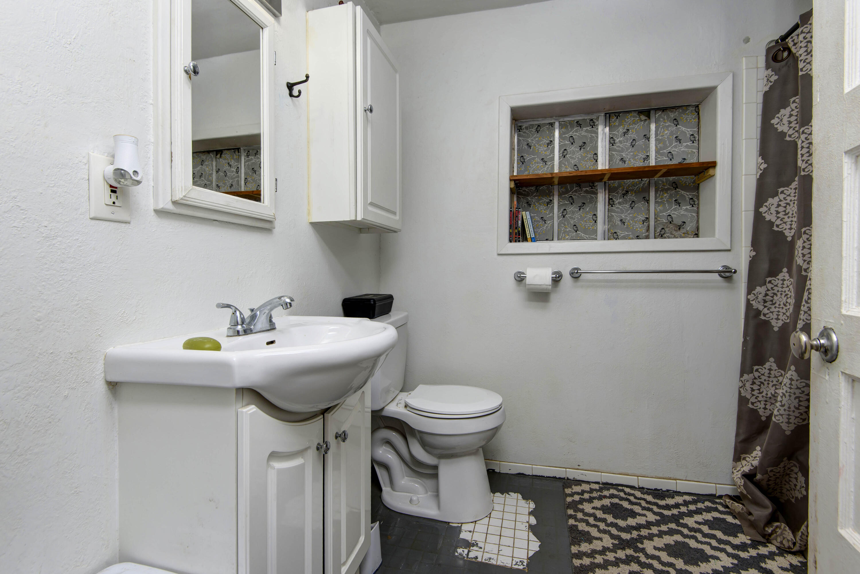 2258 N Benton Avenue