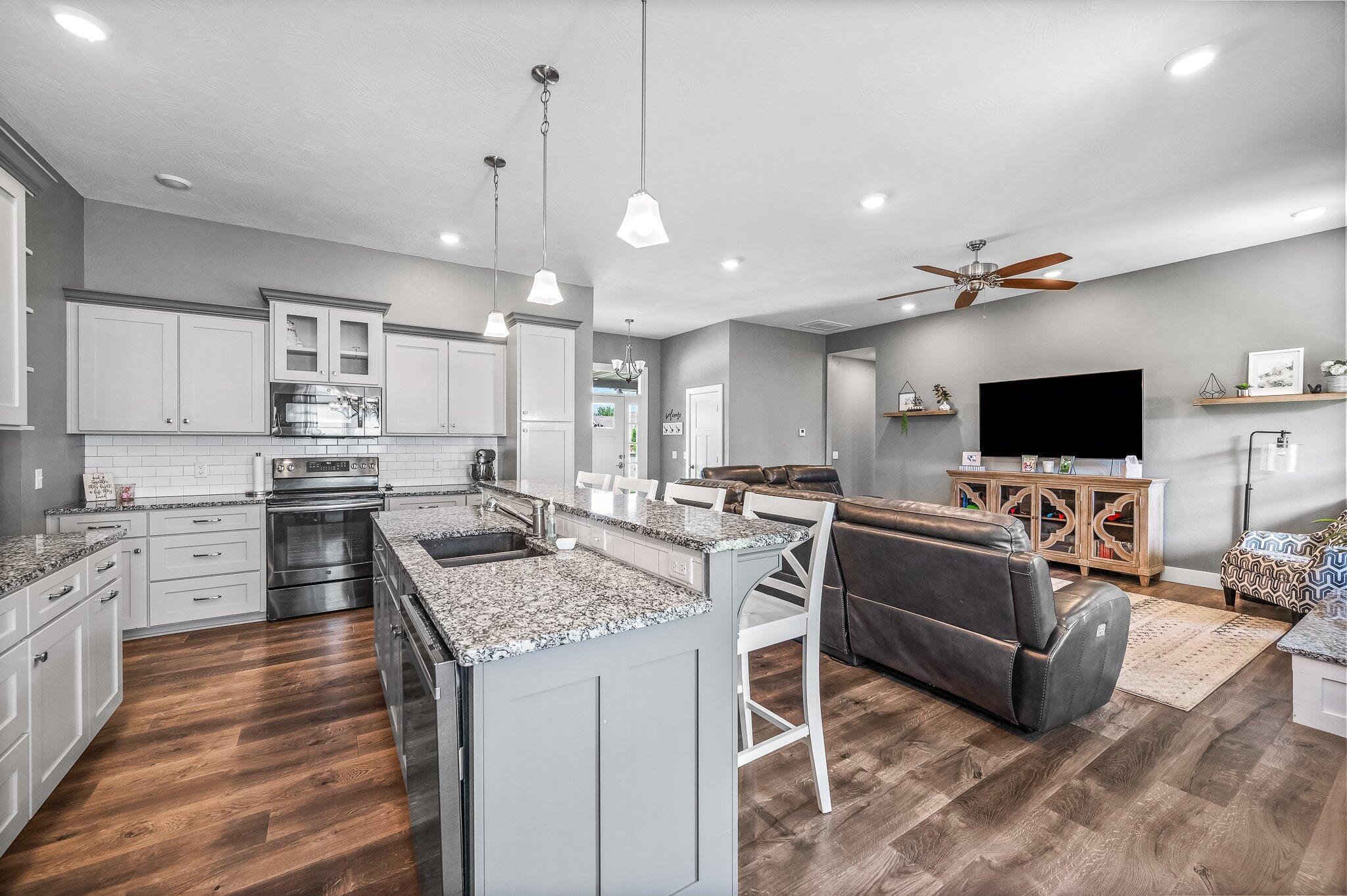 465 Nightingale Court