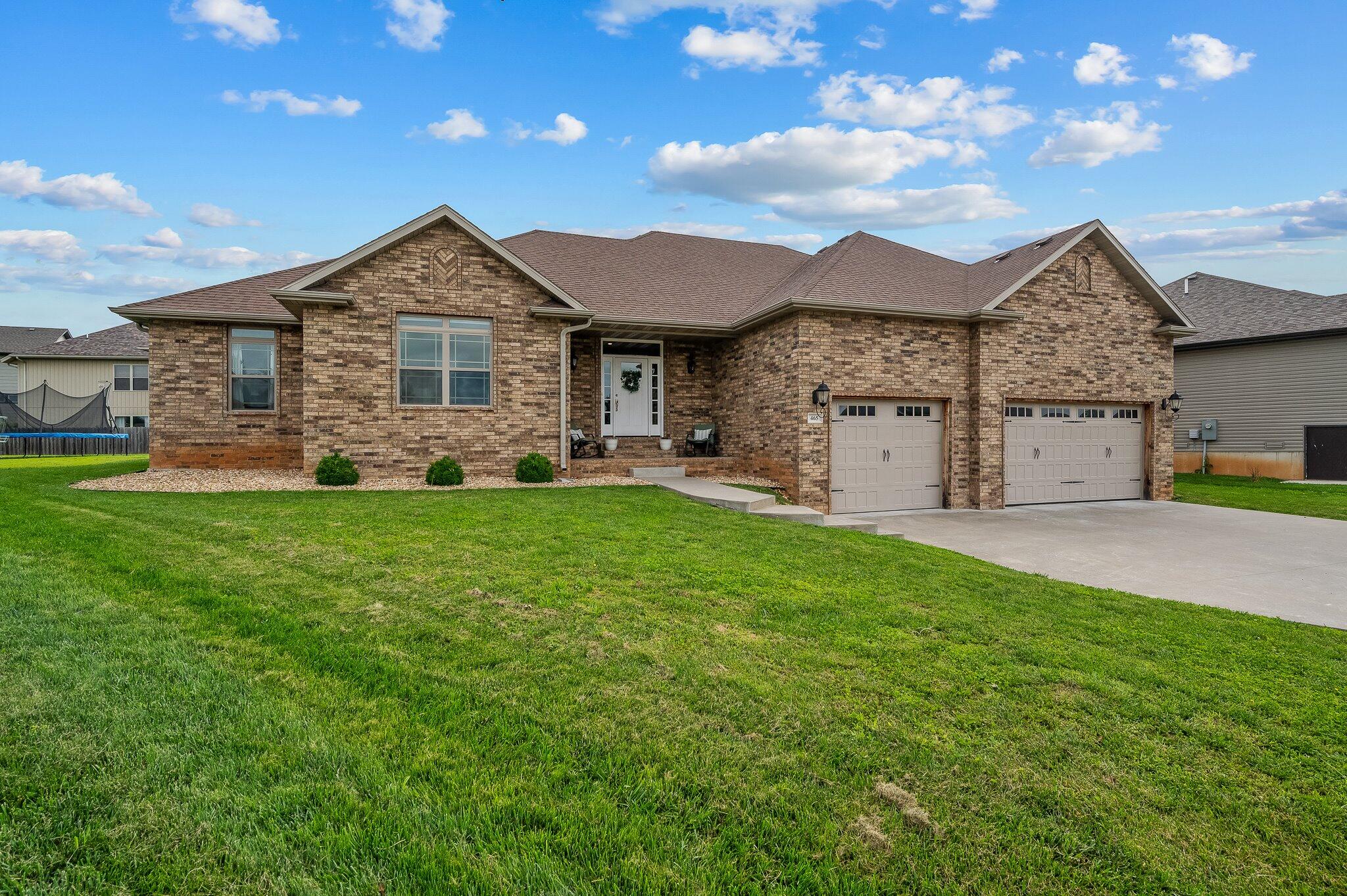 465 Nightingale Court
