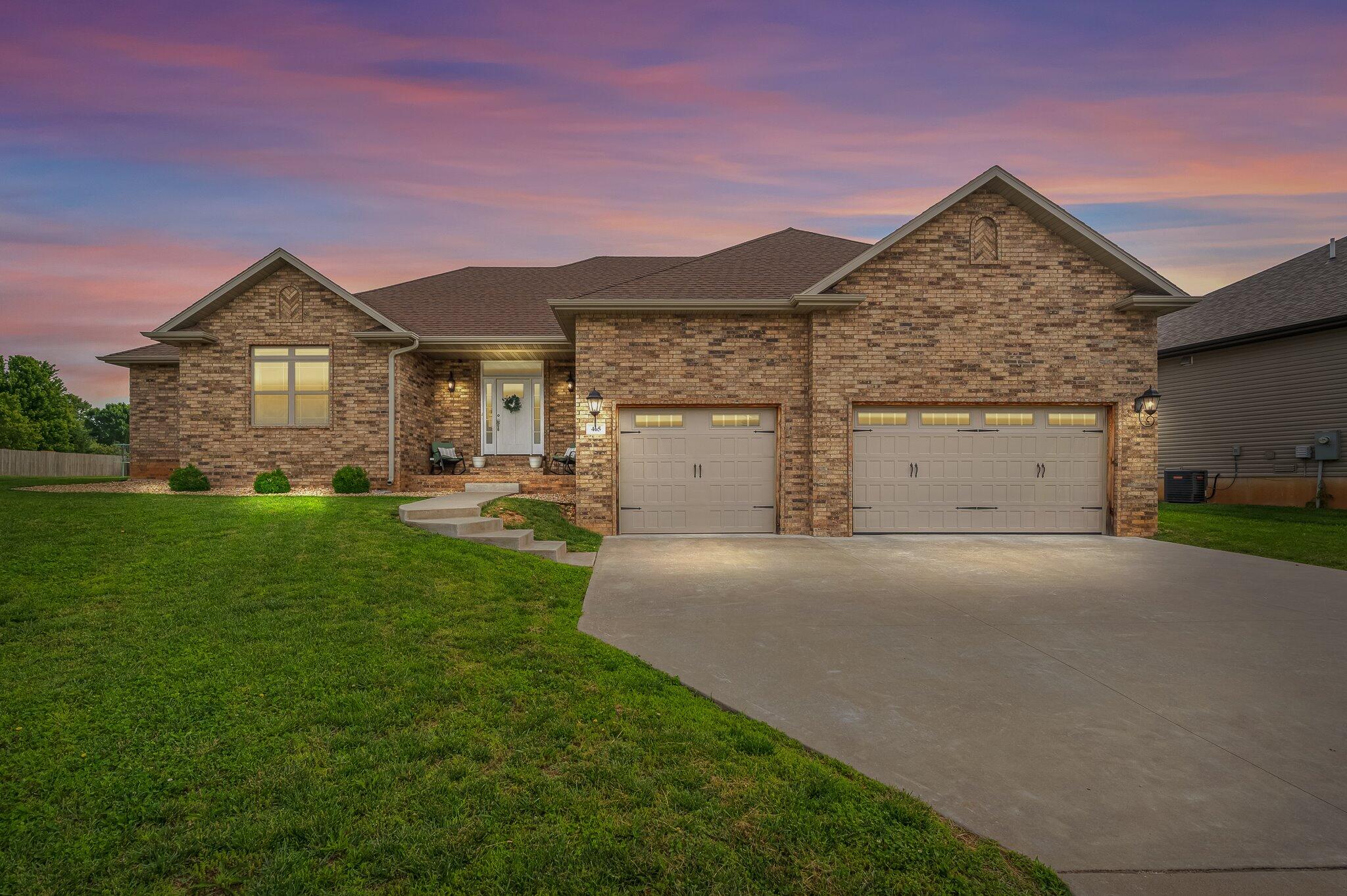 465 Nightingale Court