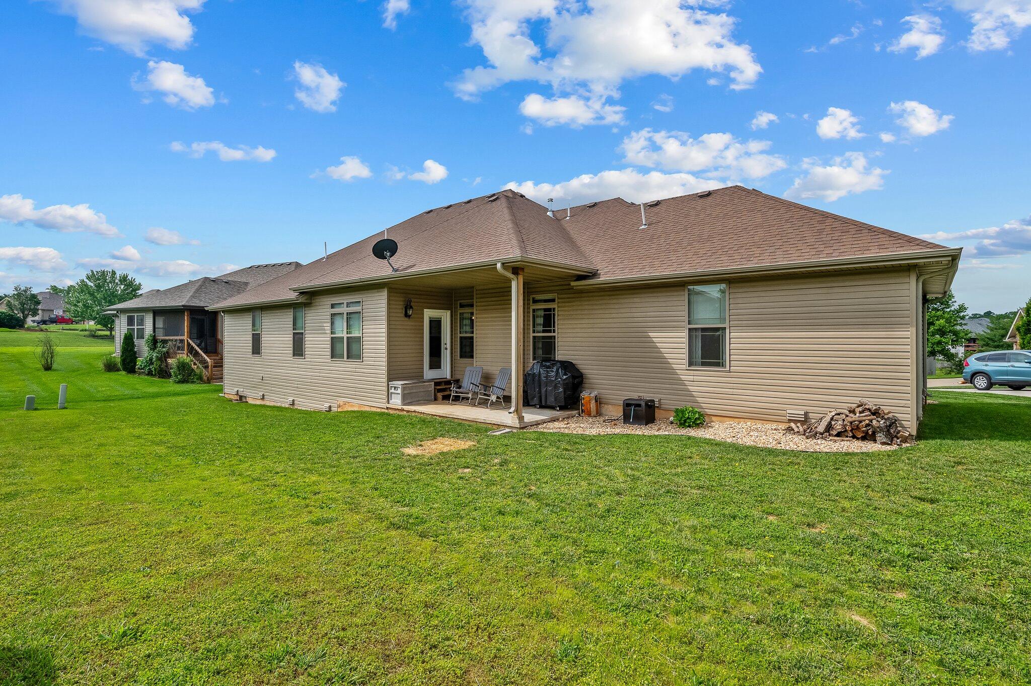 465 Nightingale Court