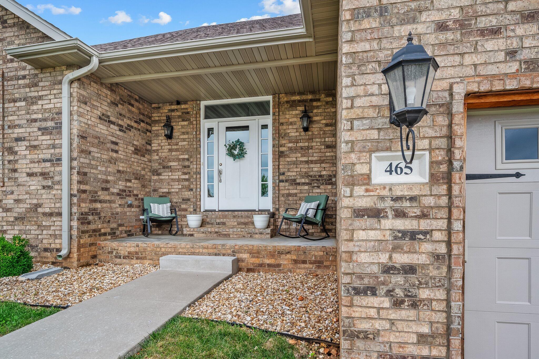 465 Nightingale Court