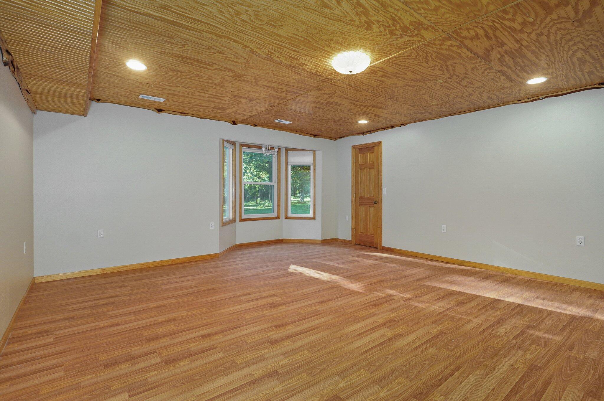 141 E 470th Road