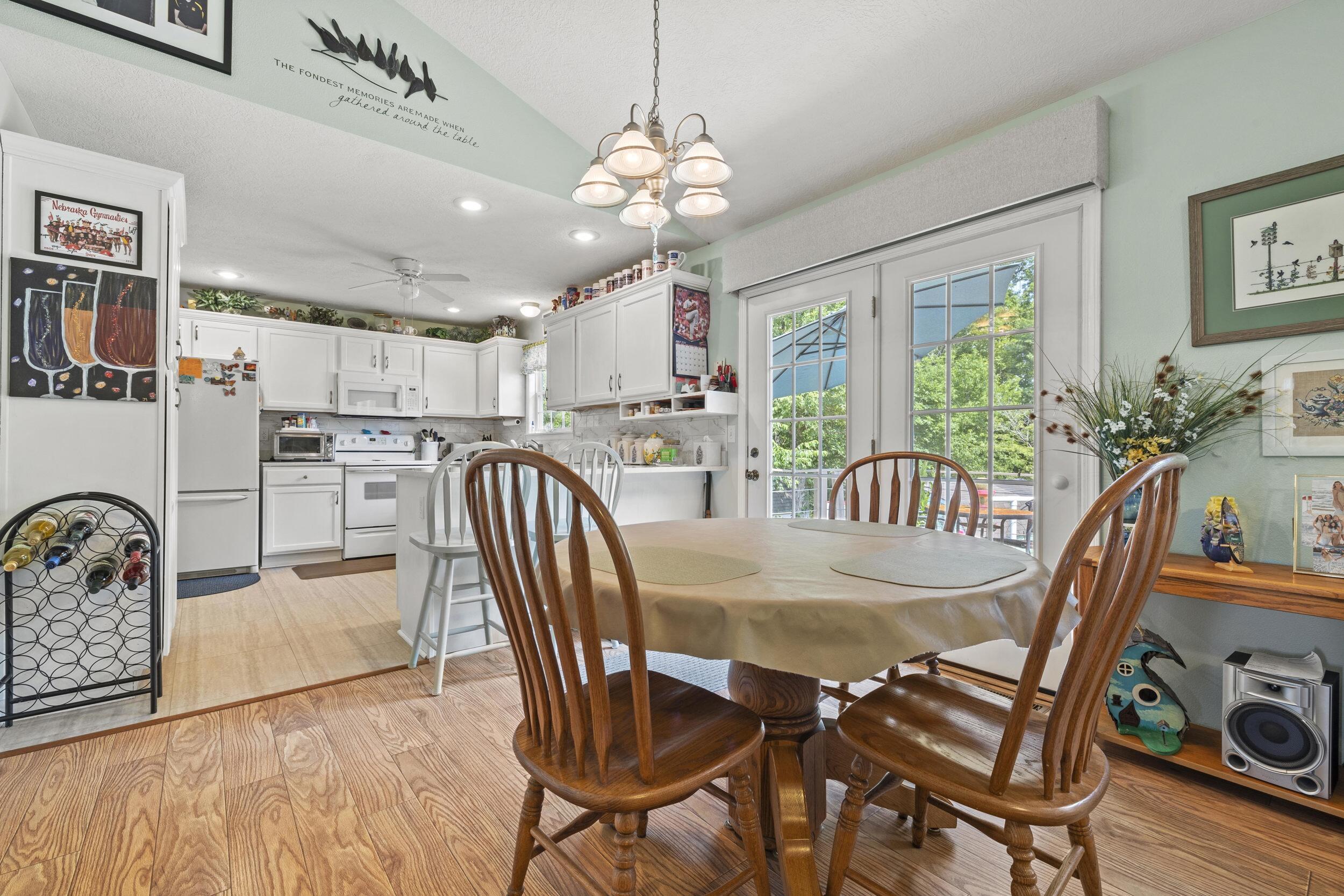 300 Roundhill Road