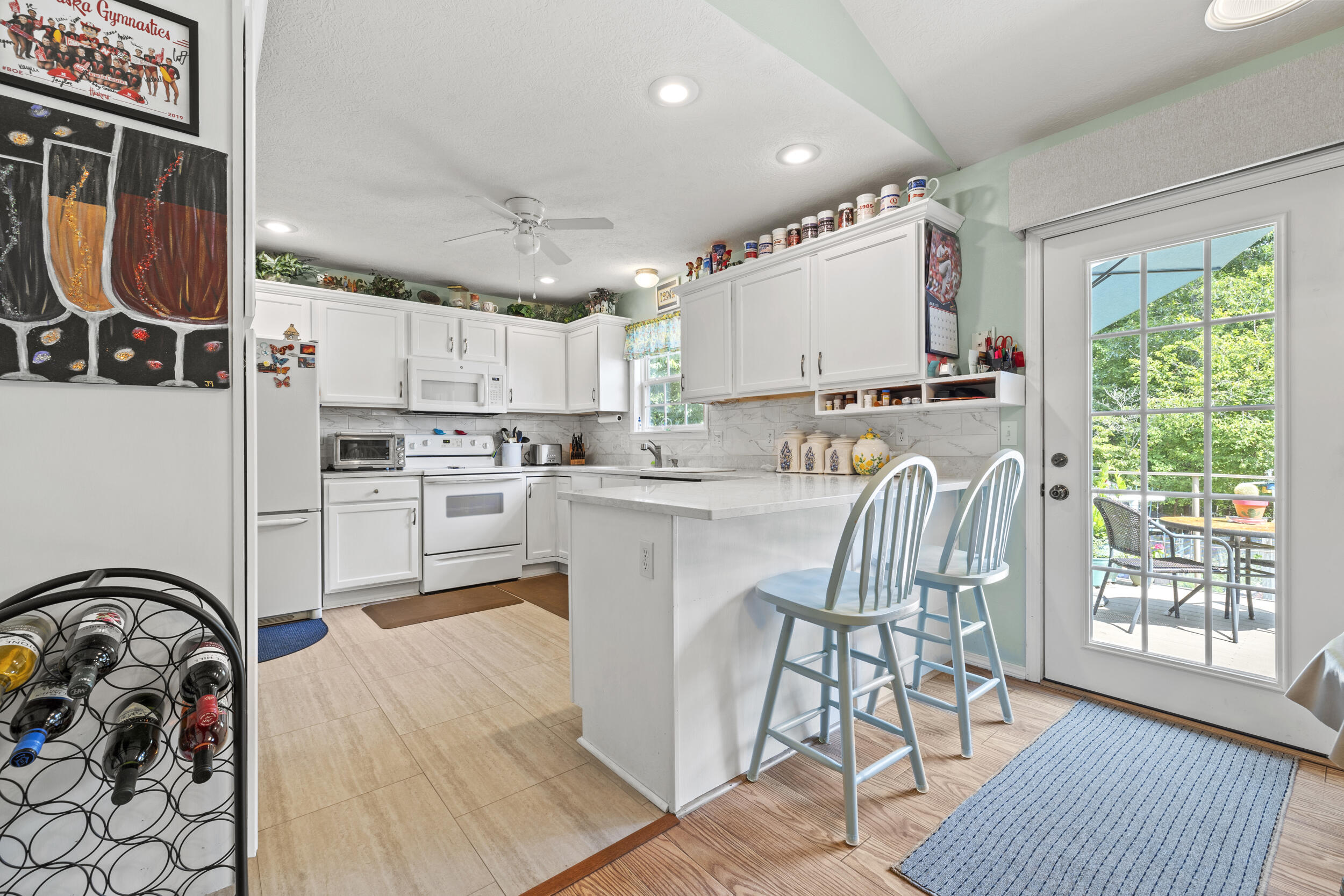 300 Roundhill Road