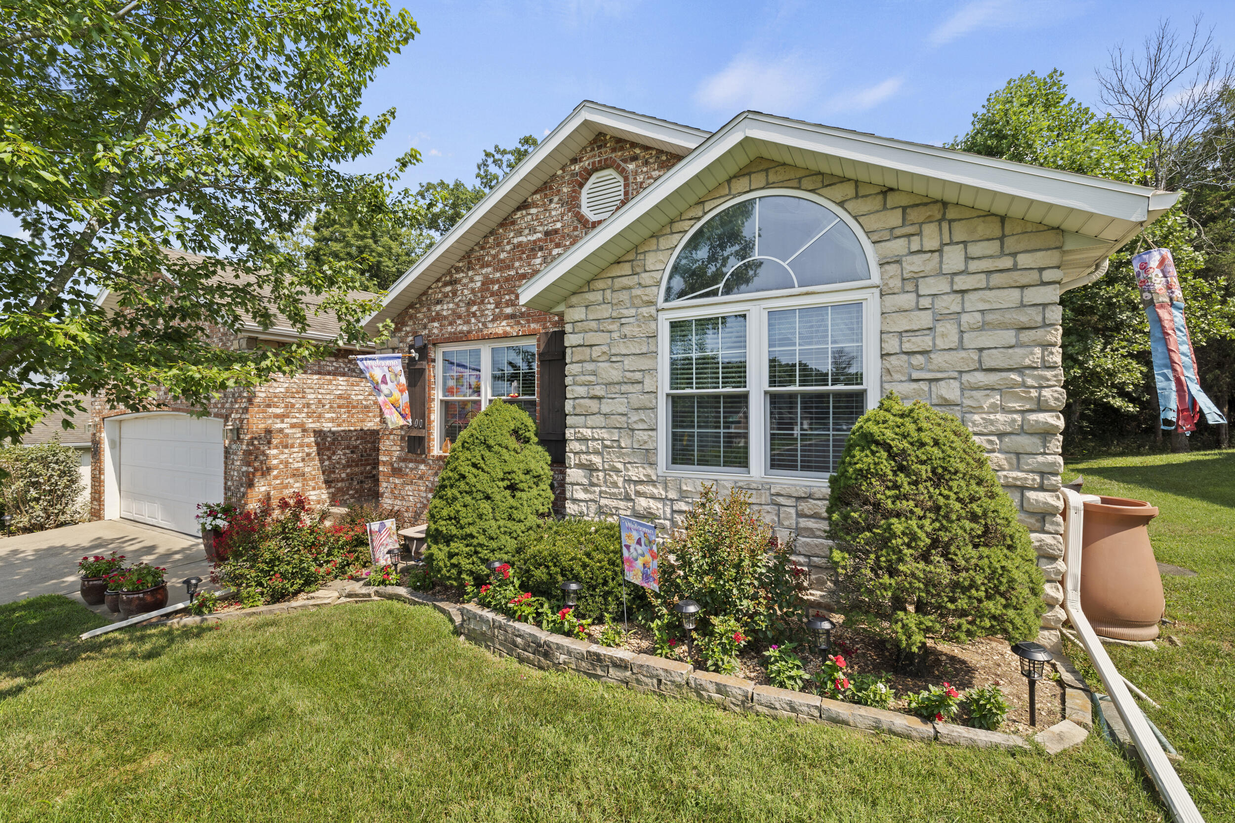 300 Roundhill Road
