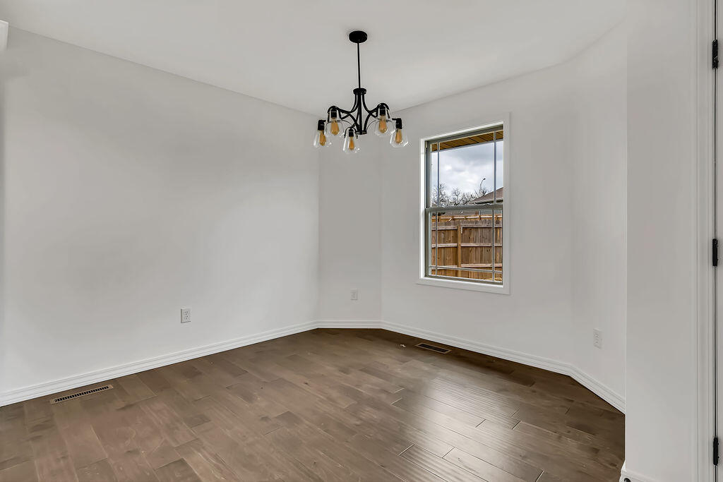 625 W Butterfield Drive