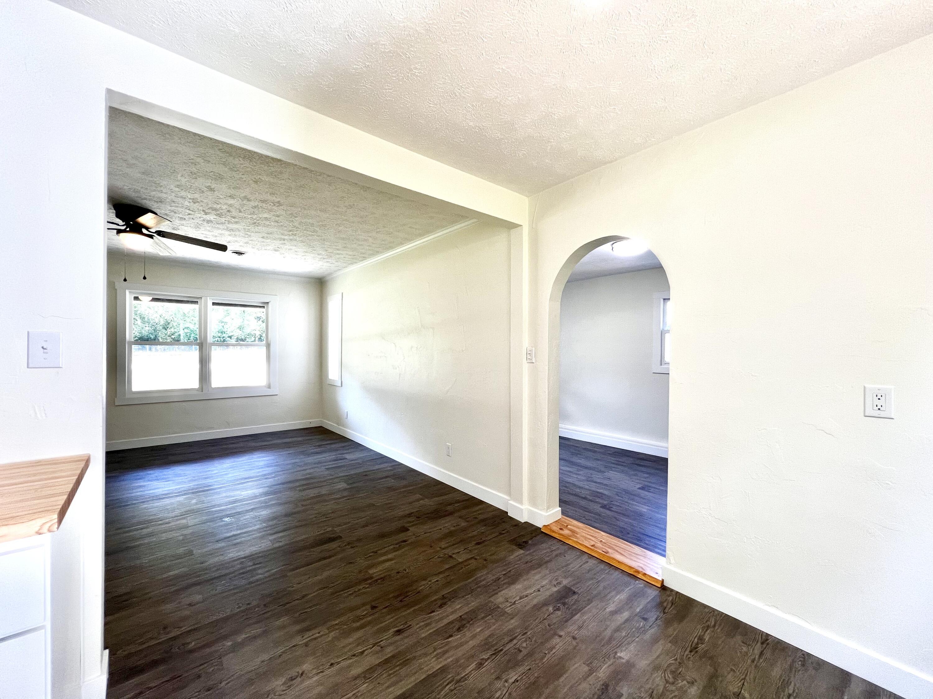 2018 S Lone Pine Avenue