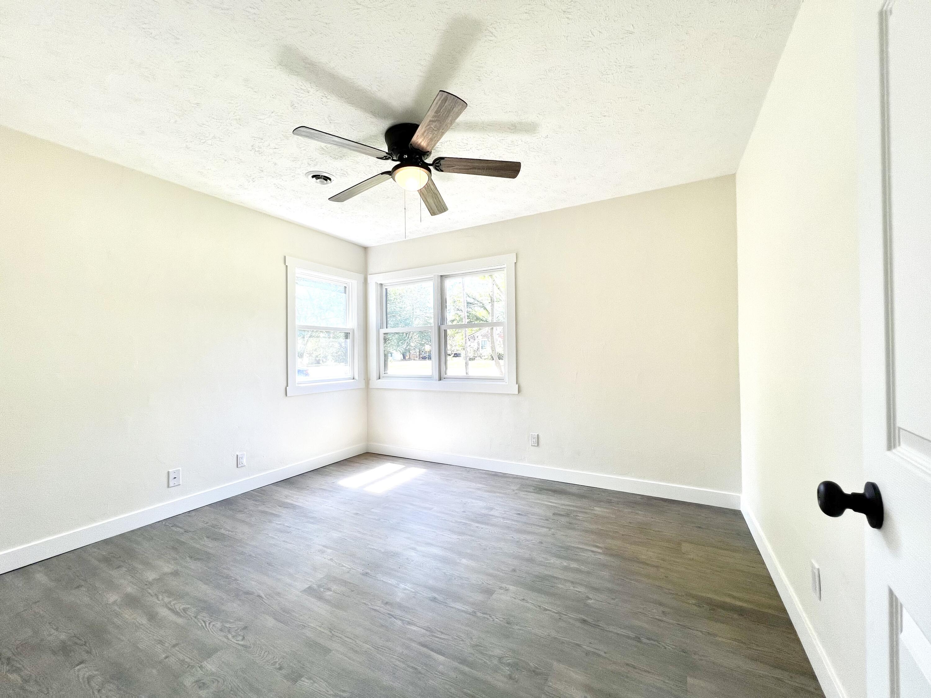 2018 S Lone Pine Avenue