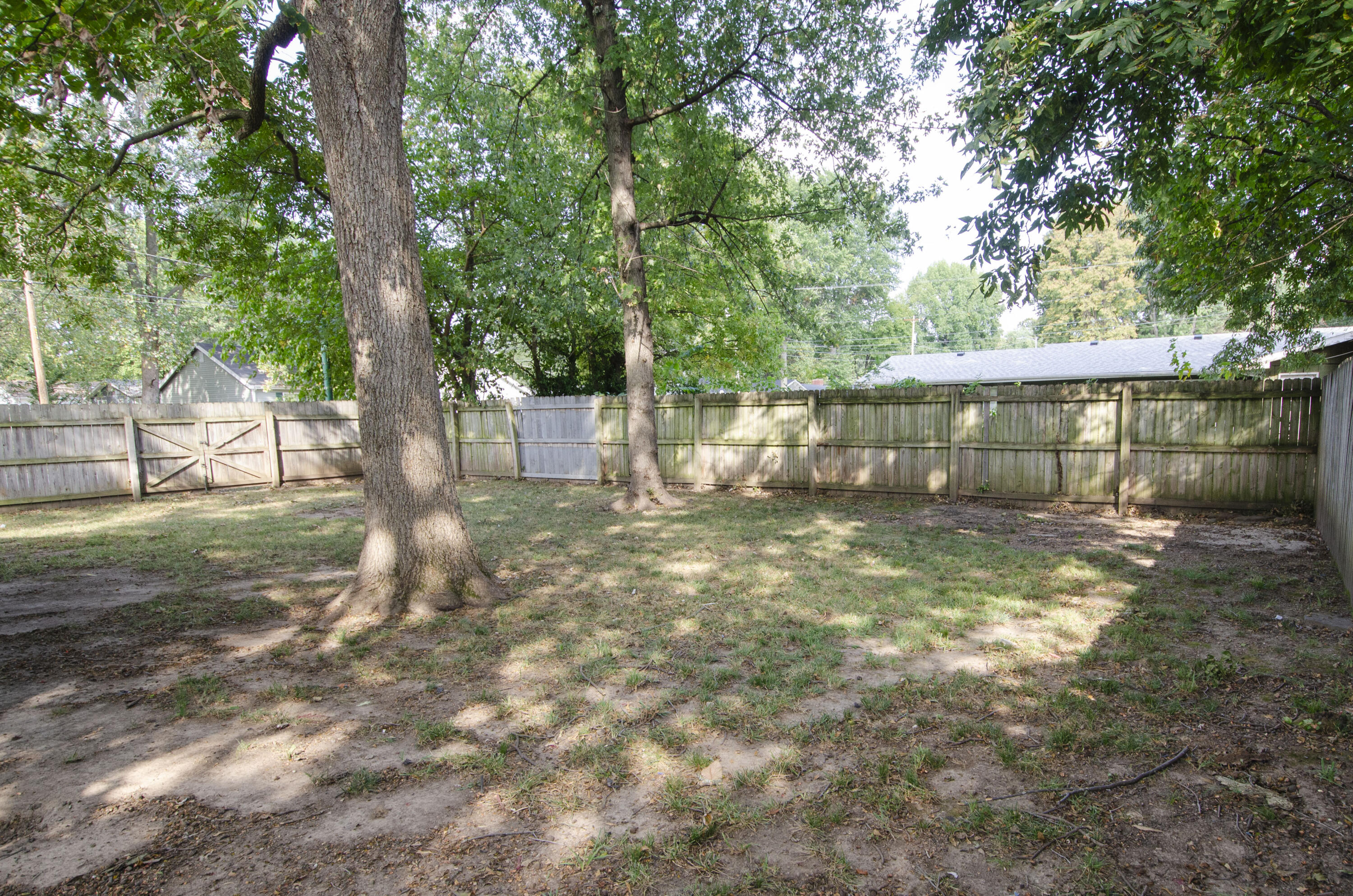 2004 S Jefferson Avenue