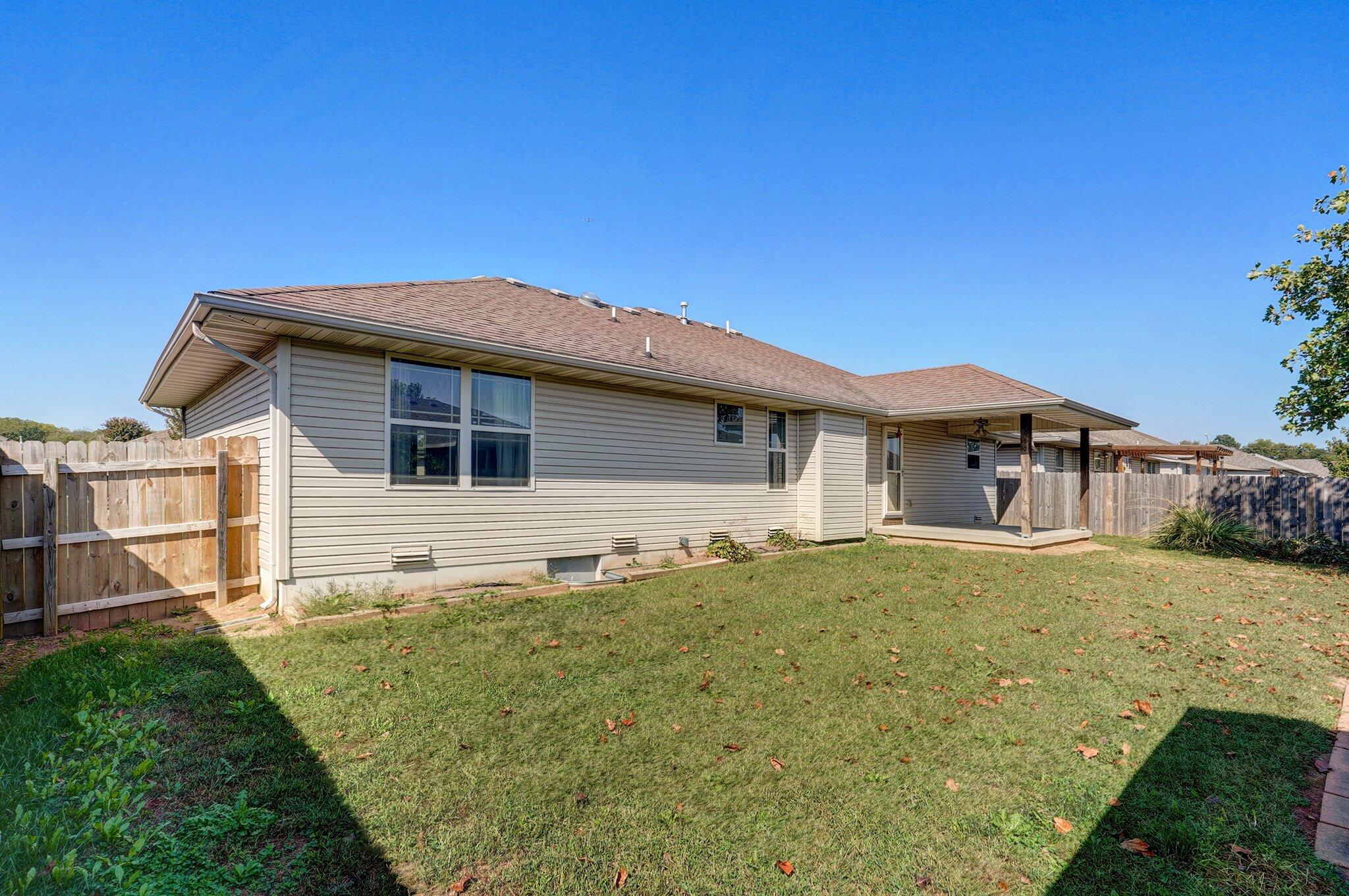 1074 South Mahn Avenue