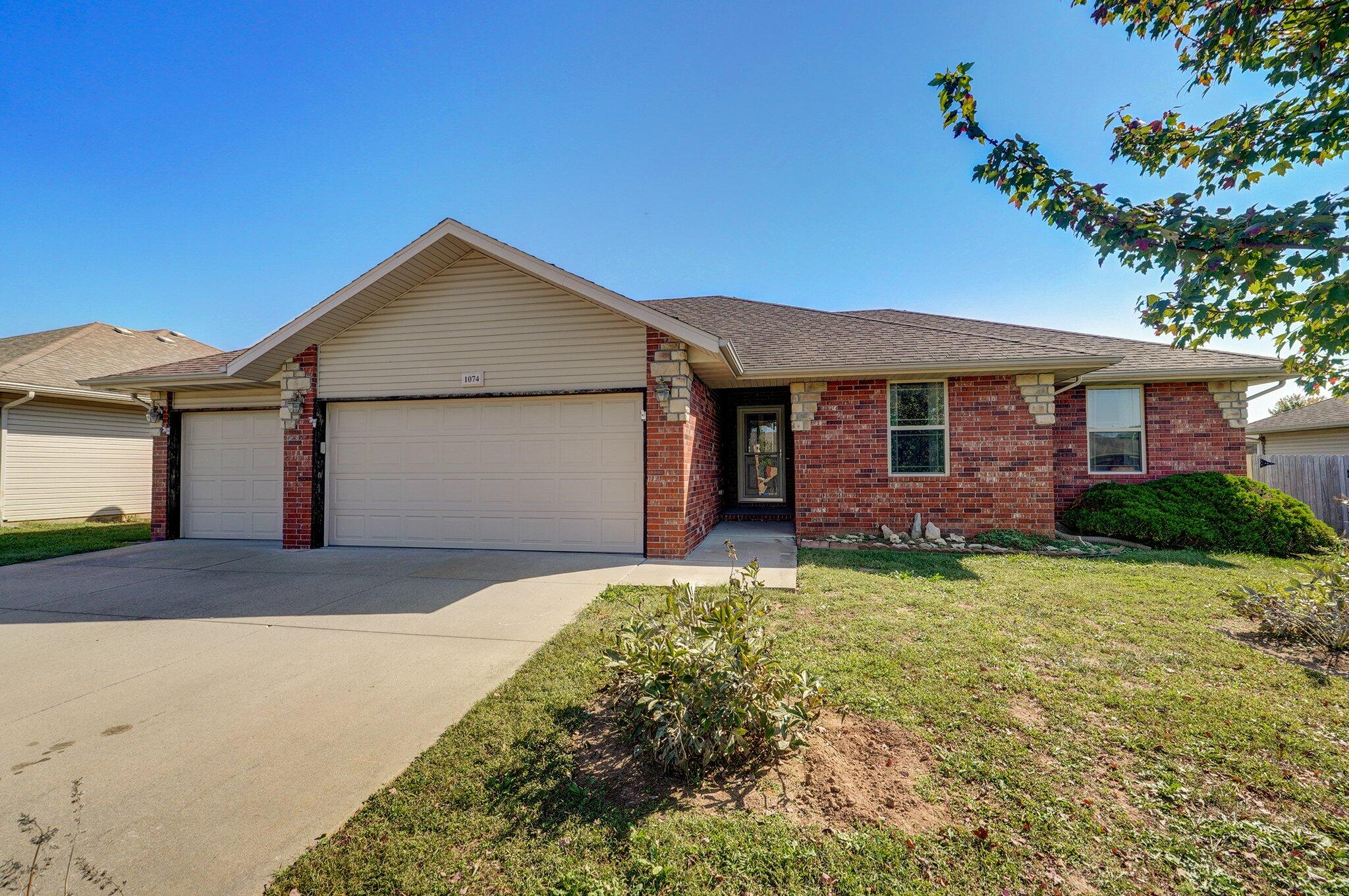 1074 South Mahn Avenue