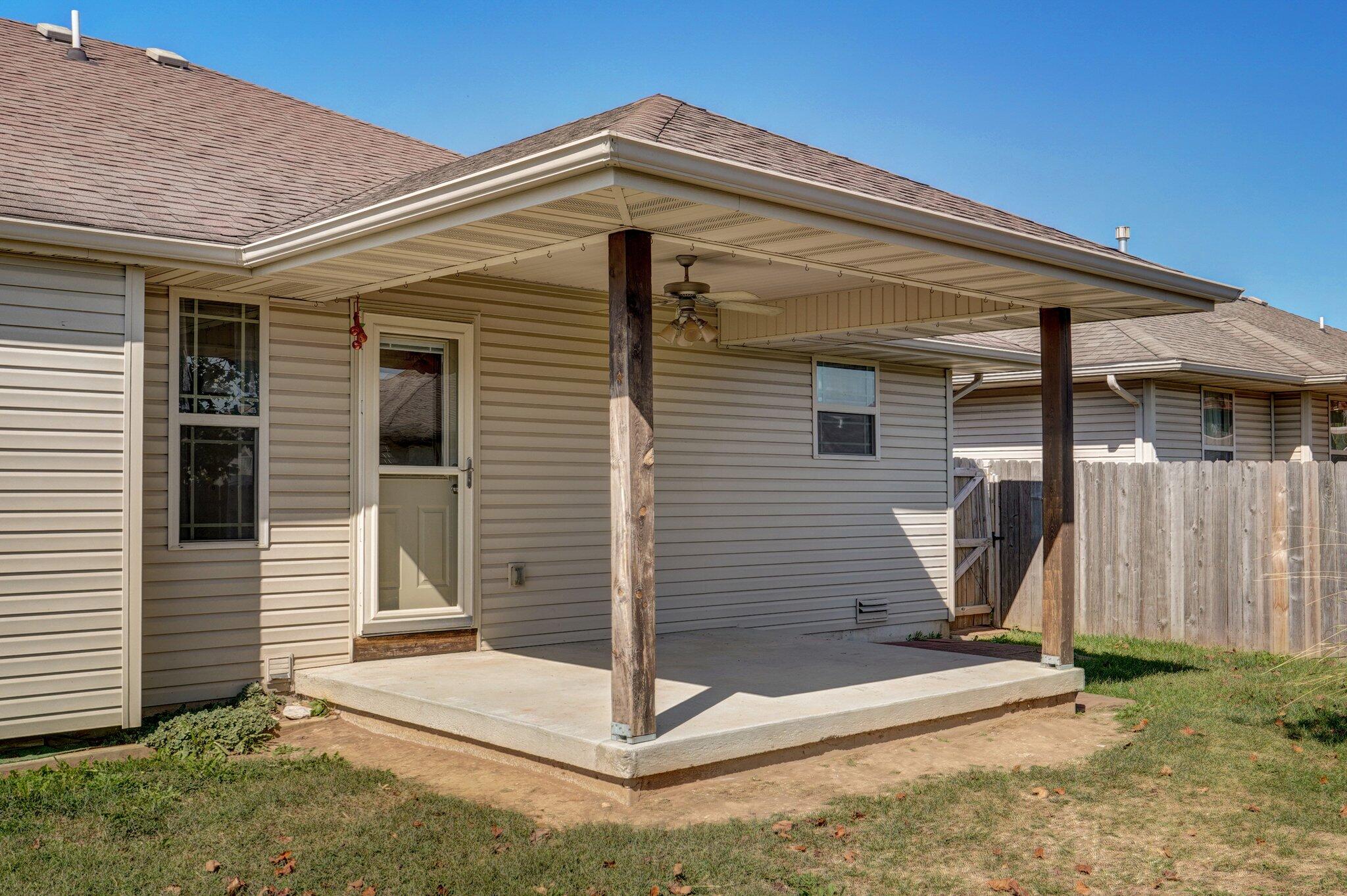 1074 South Mahn Avenue