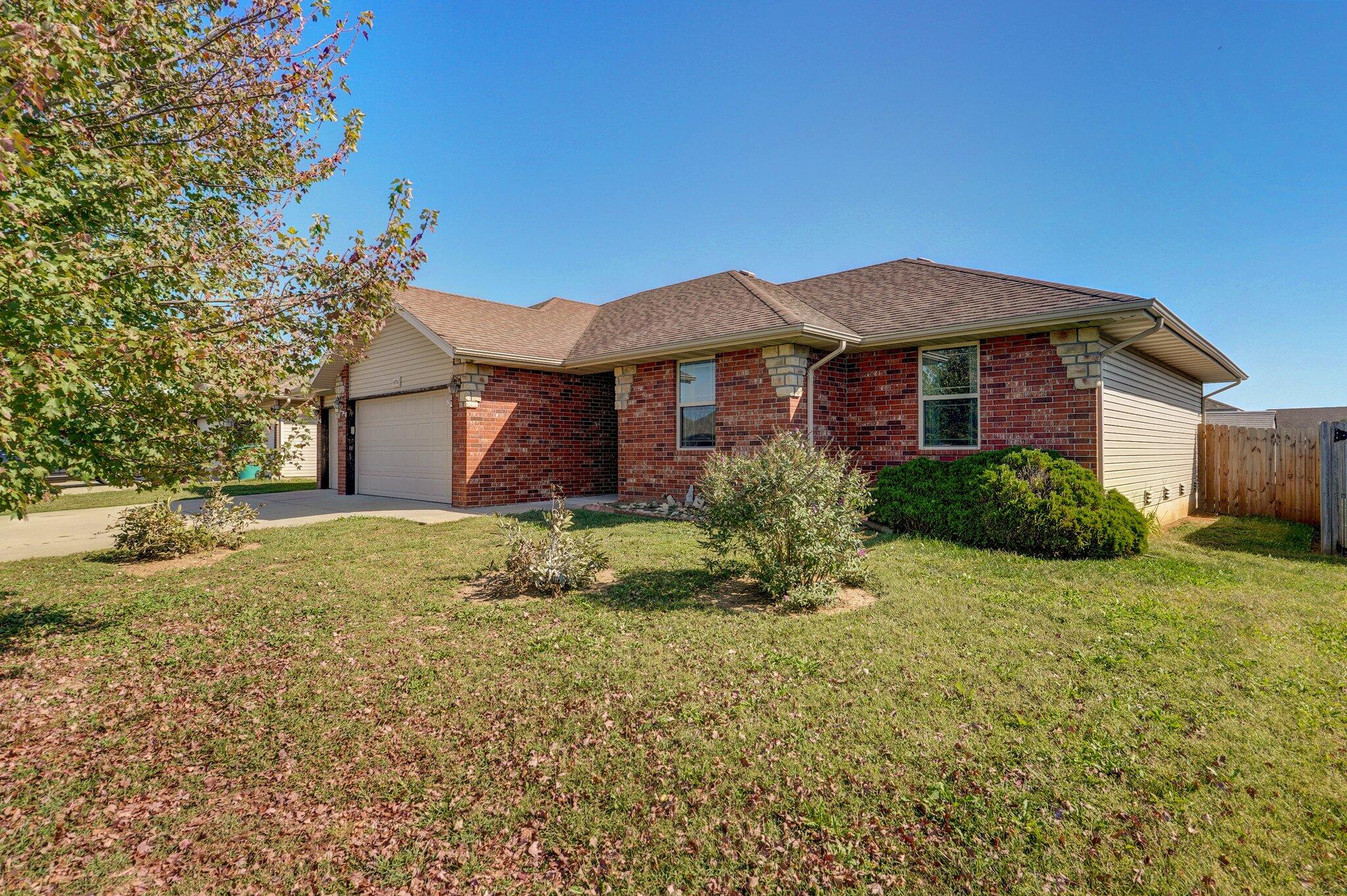 1074 South Mahn Avenue