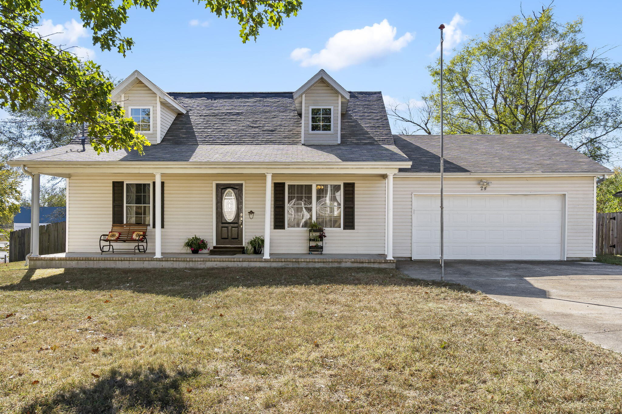 24 W Cherry Street