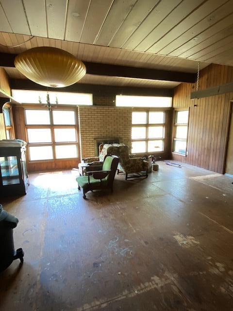 1389 S Farm Road 219