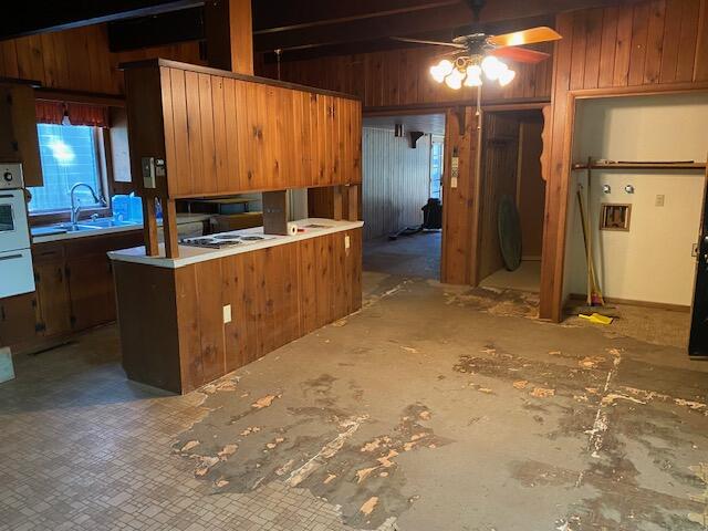 1389 S Farm Road 219