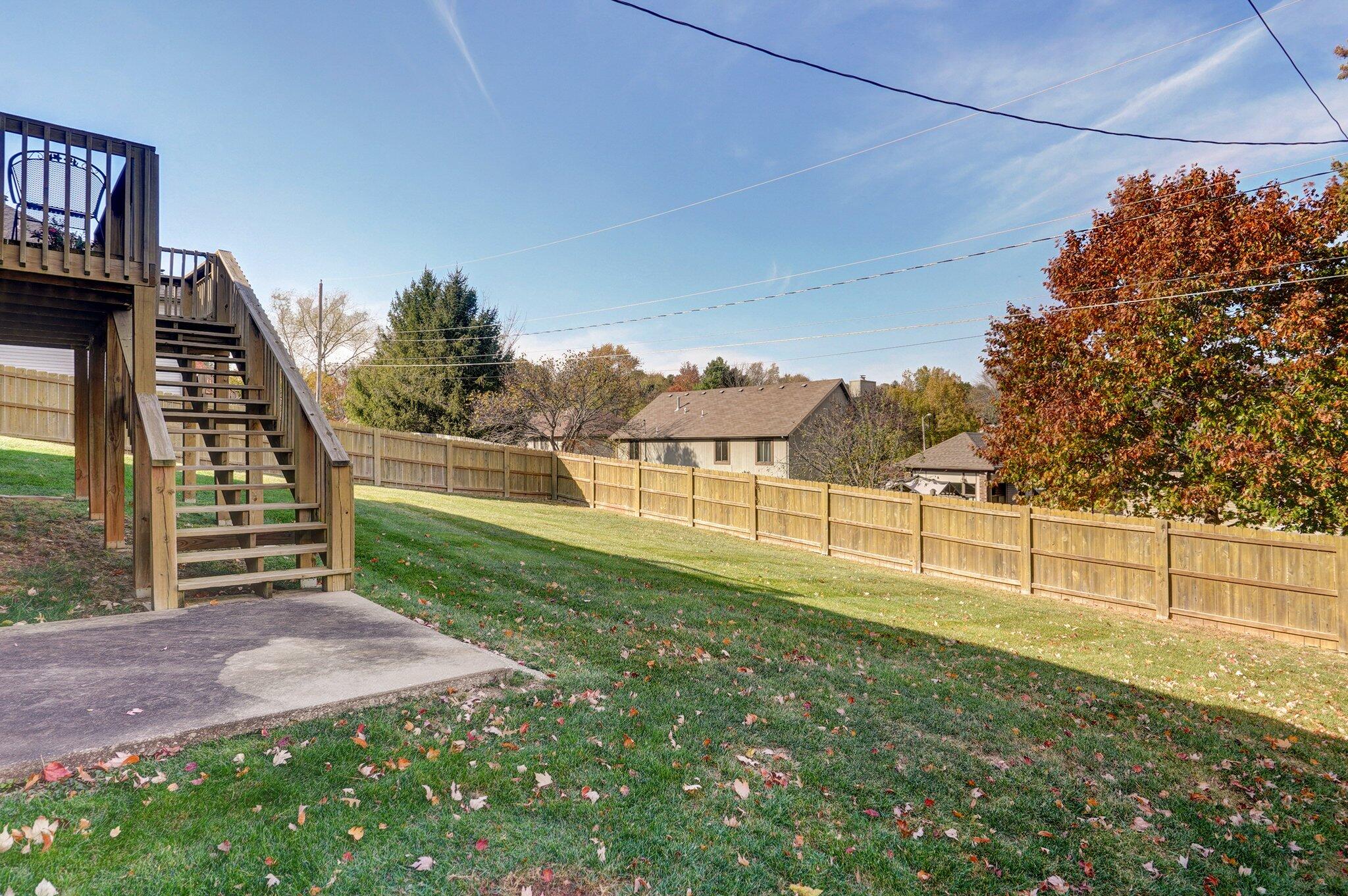 1967 W Inglewood Street