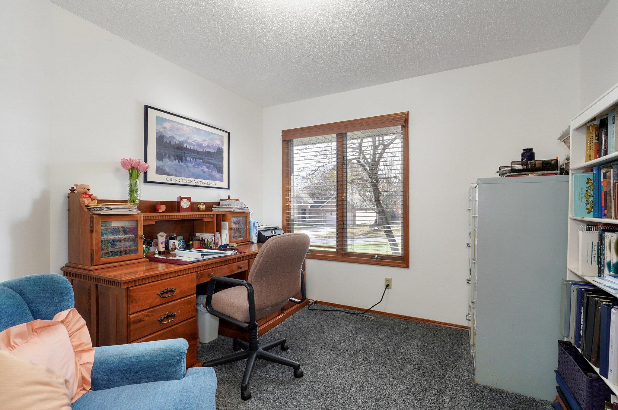 1967 W Inglewood Street