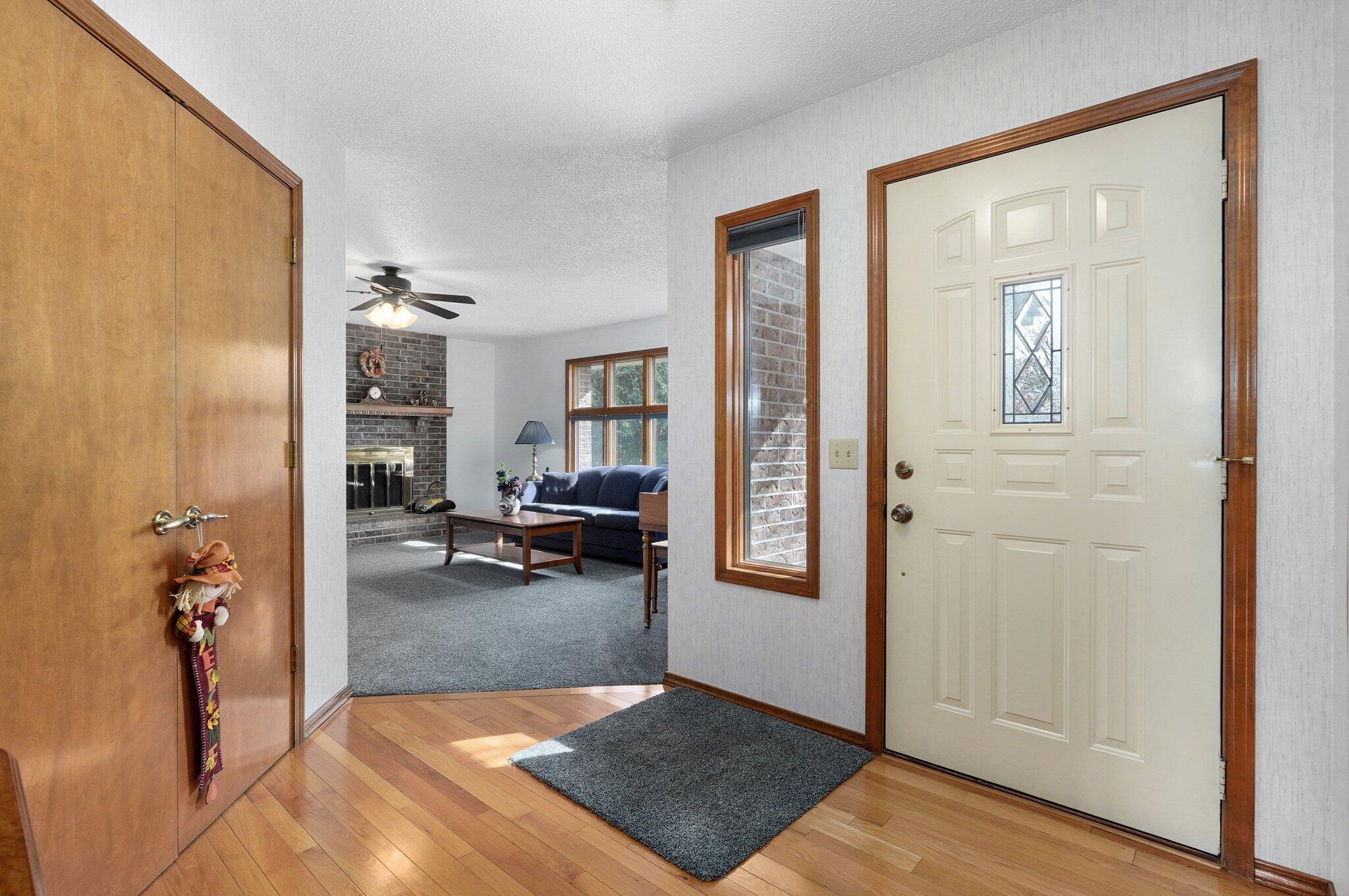 1967 W Inglewood Street