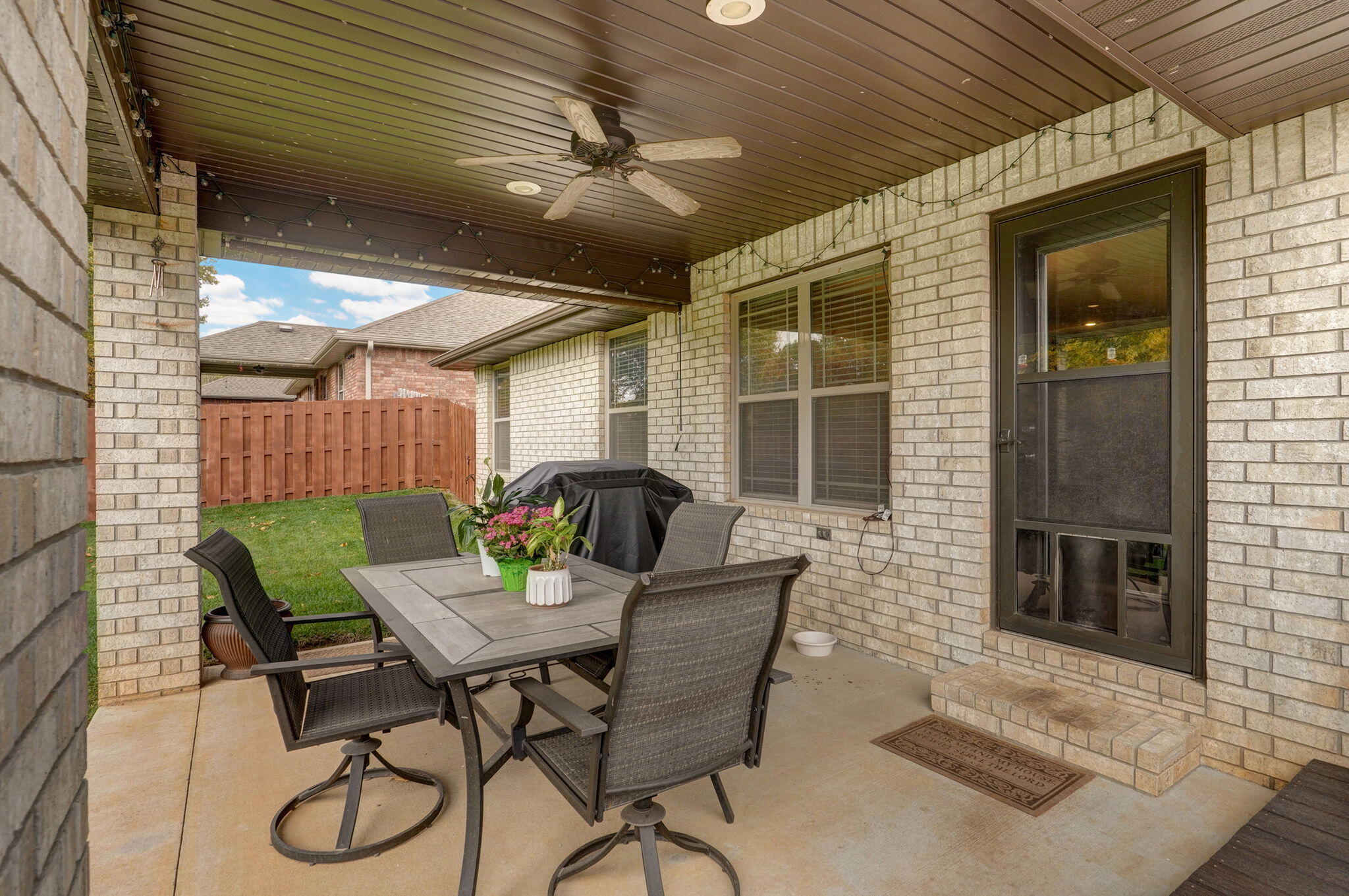3818 W Apple Blossom Terrace
