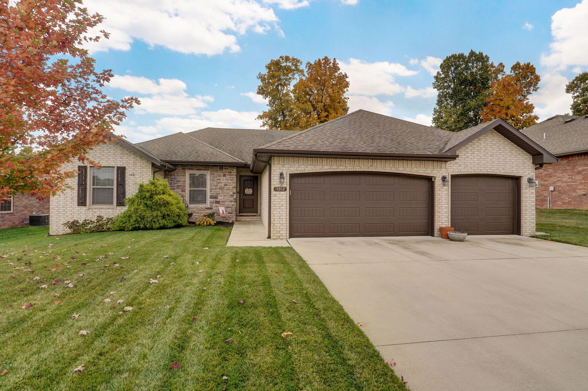 3818 W Apple Blossom Terrace