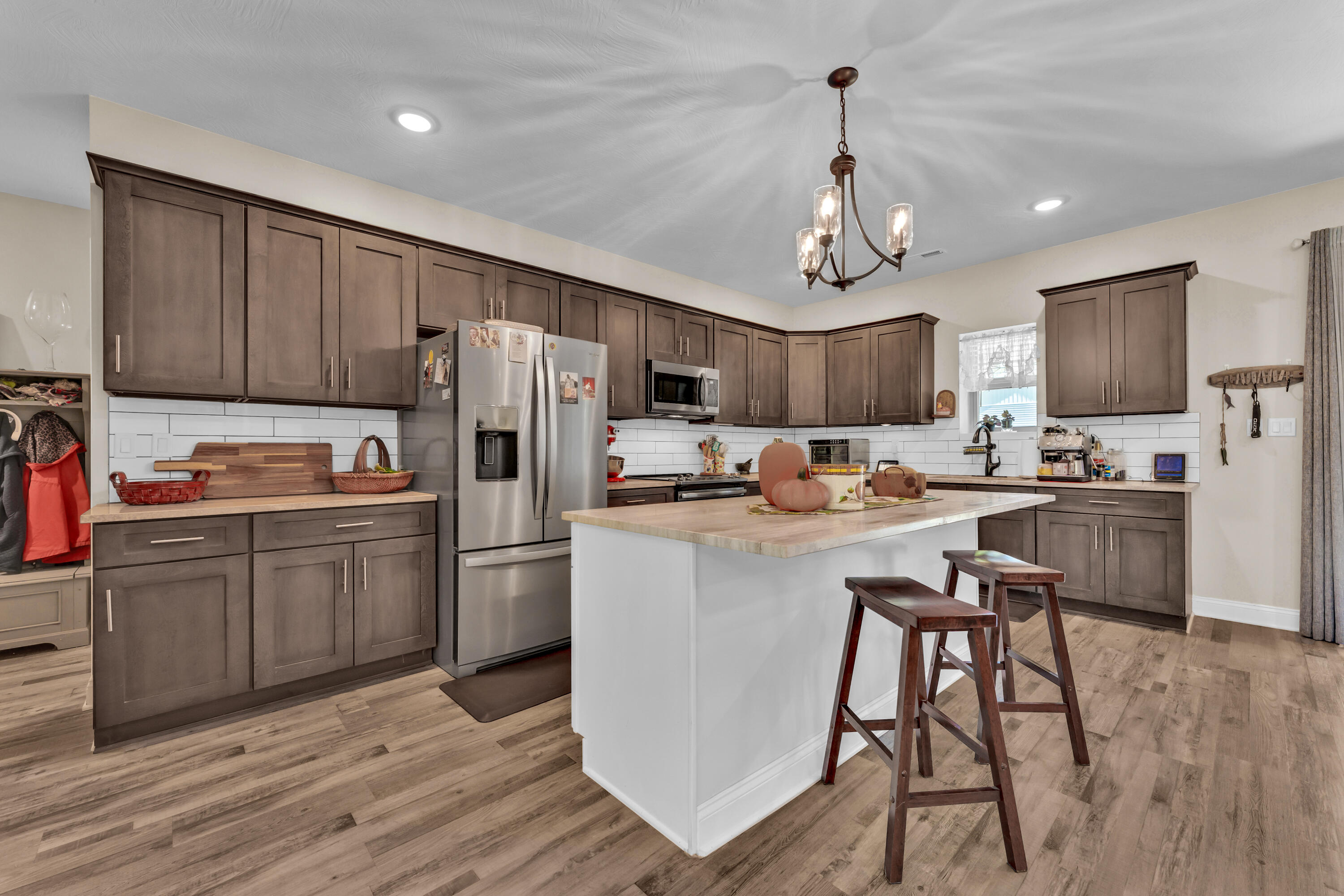 818 S Miller Road