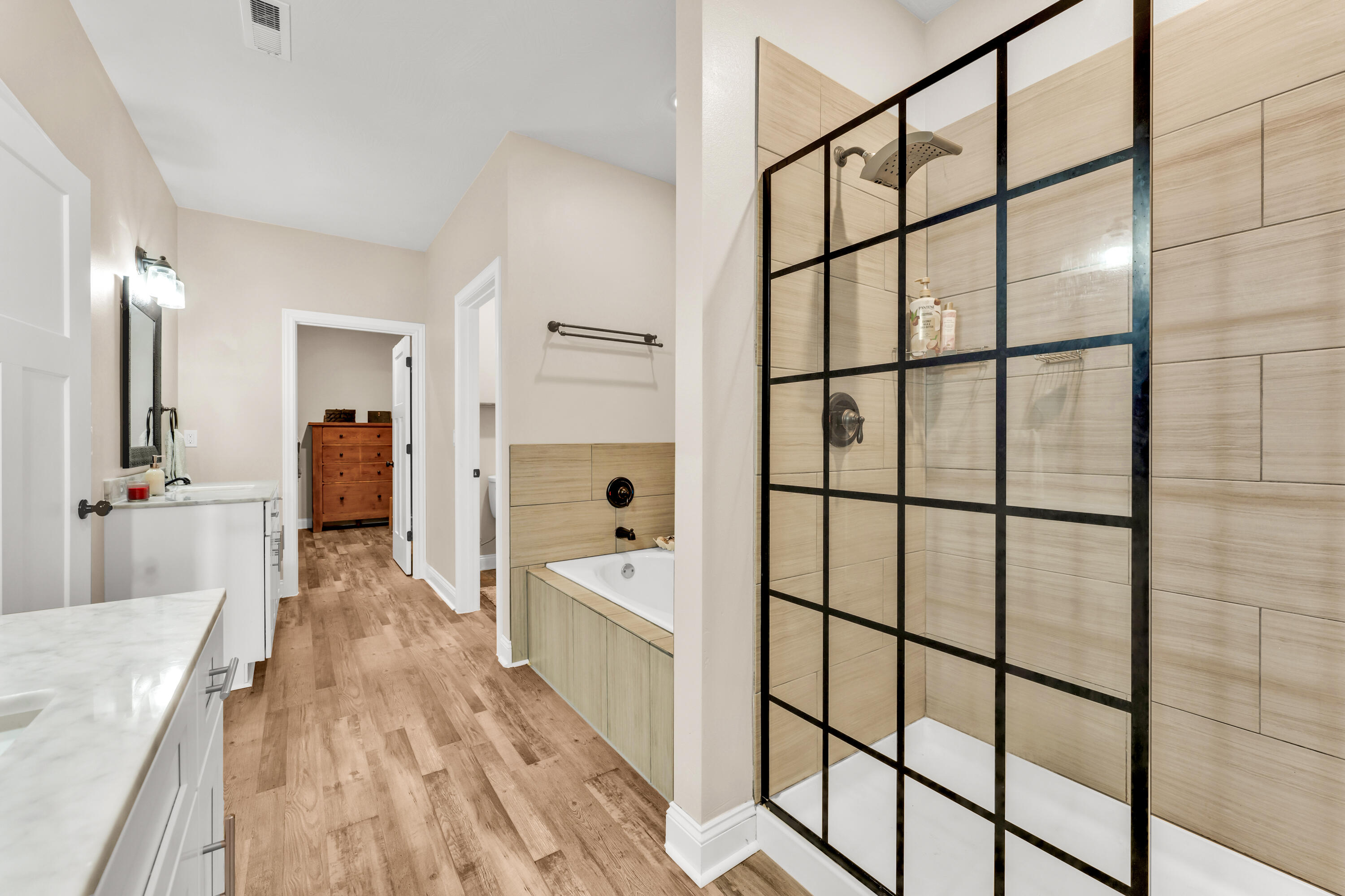 818 S Miller Road