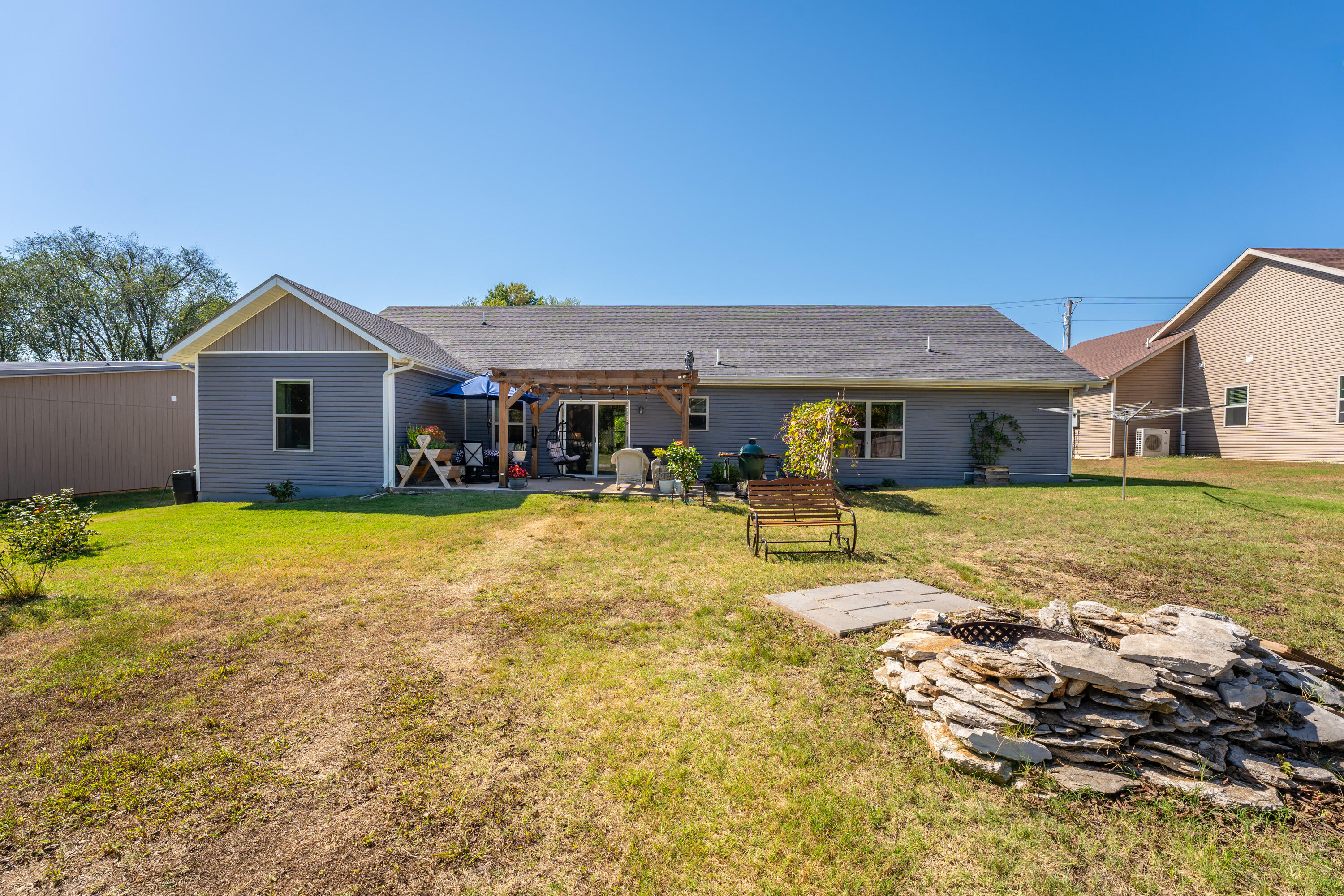 818 S Miller Road