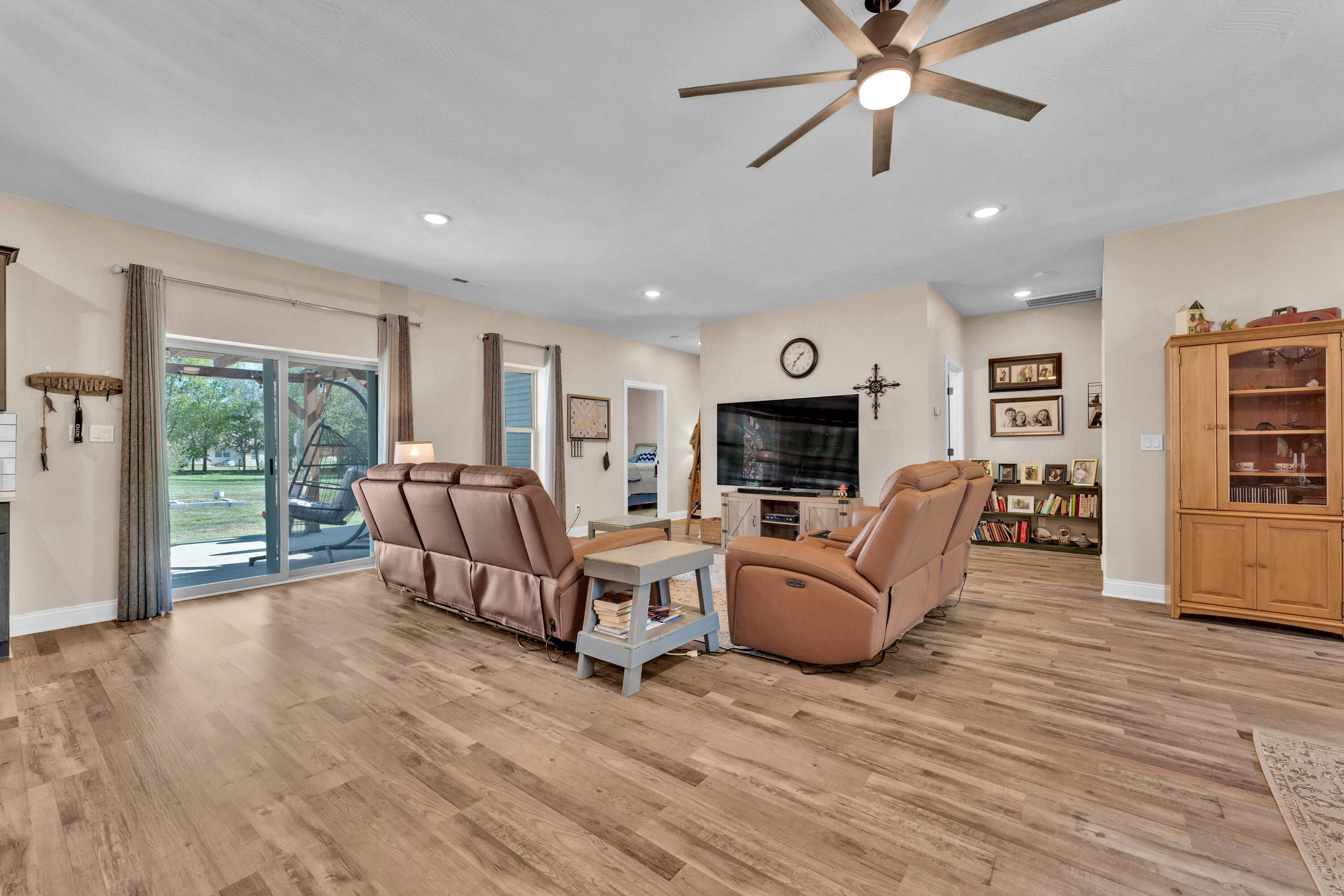 818 S Miller Road