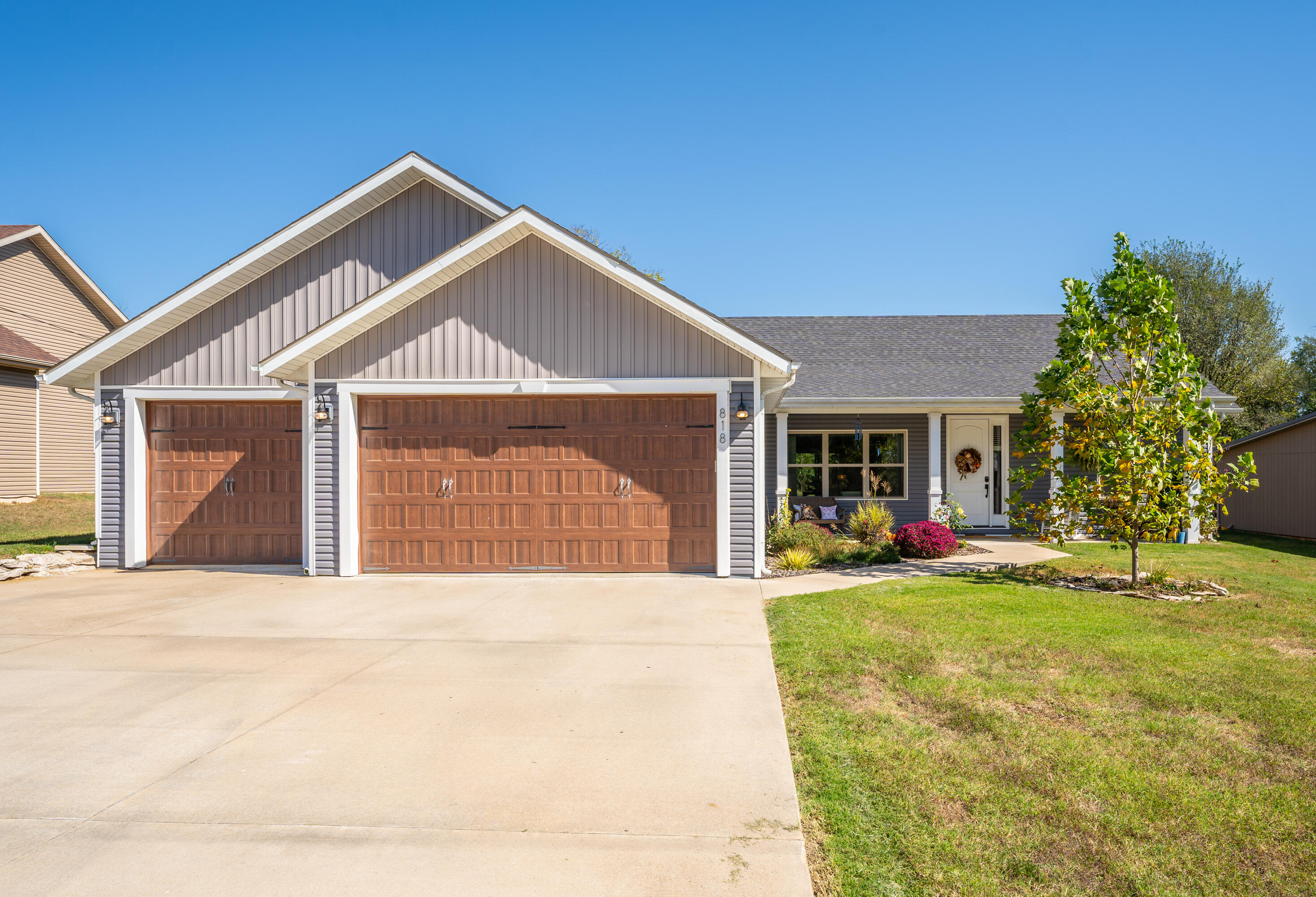818 S Miller Road