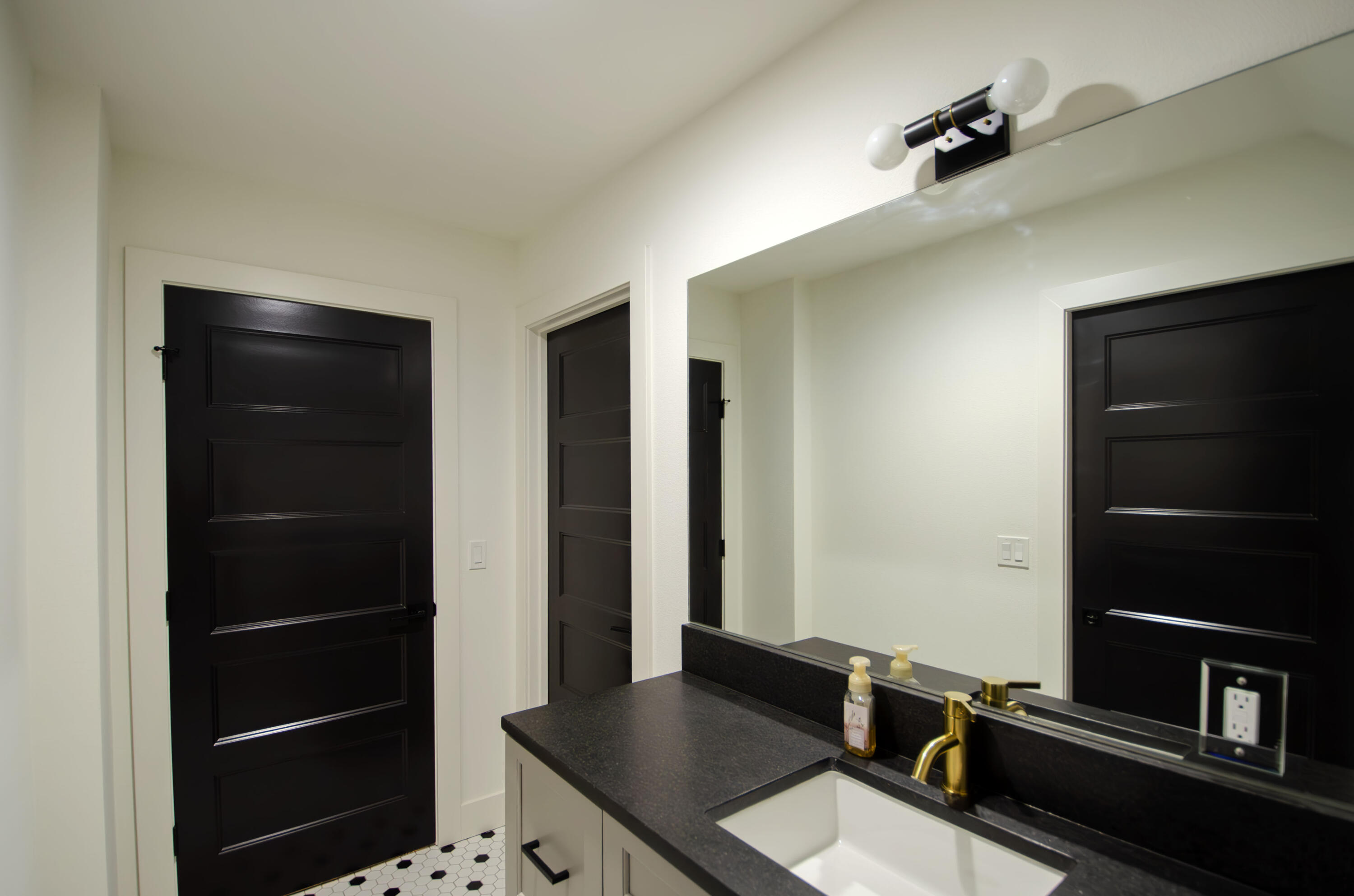 1331 S Wilder Trail