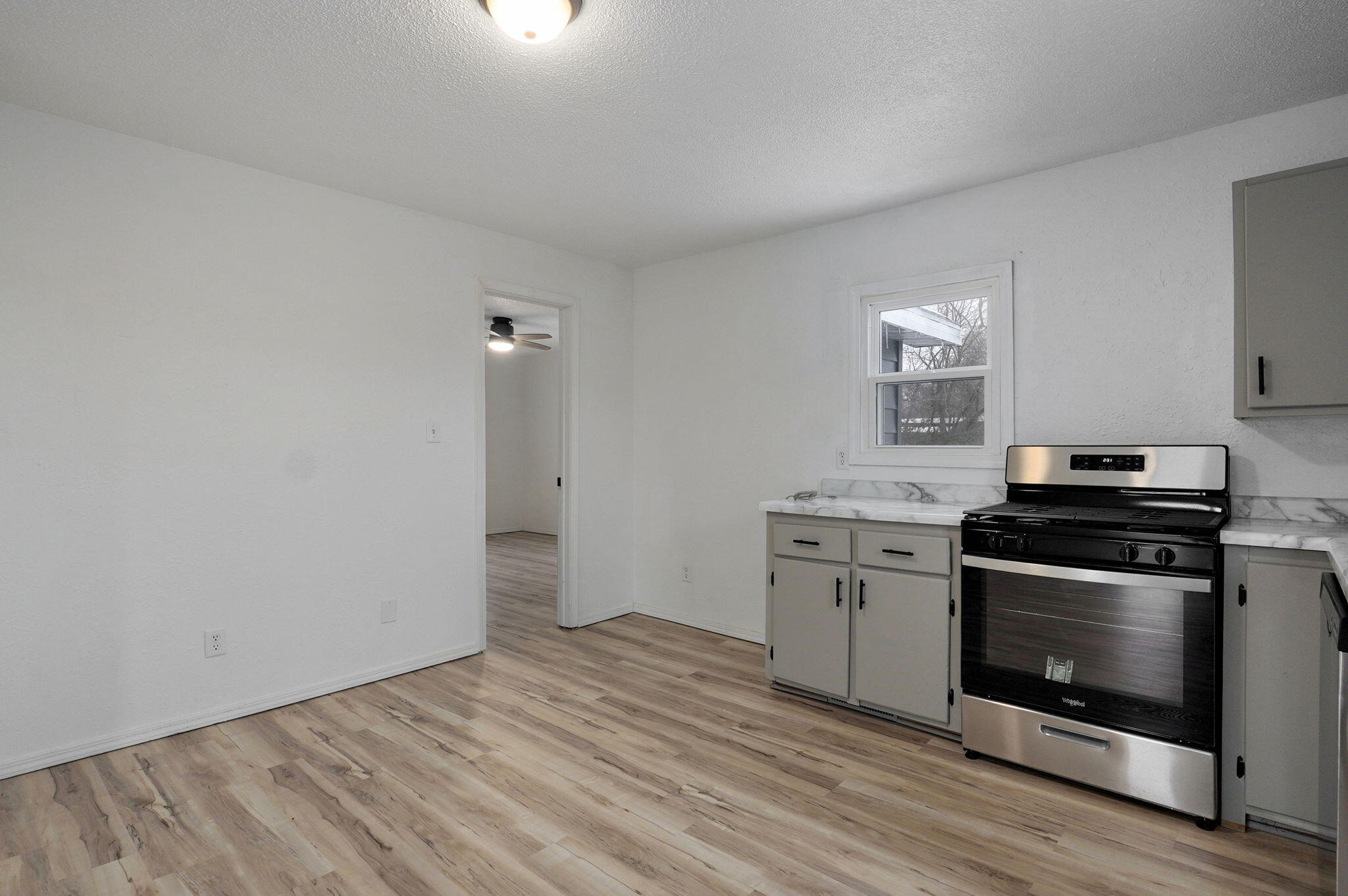 2337 N Fremont Avenue