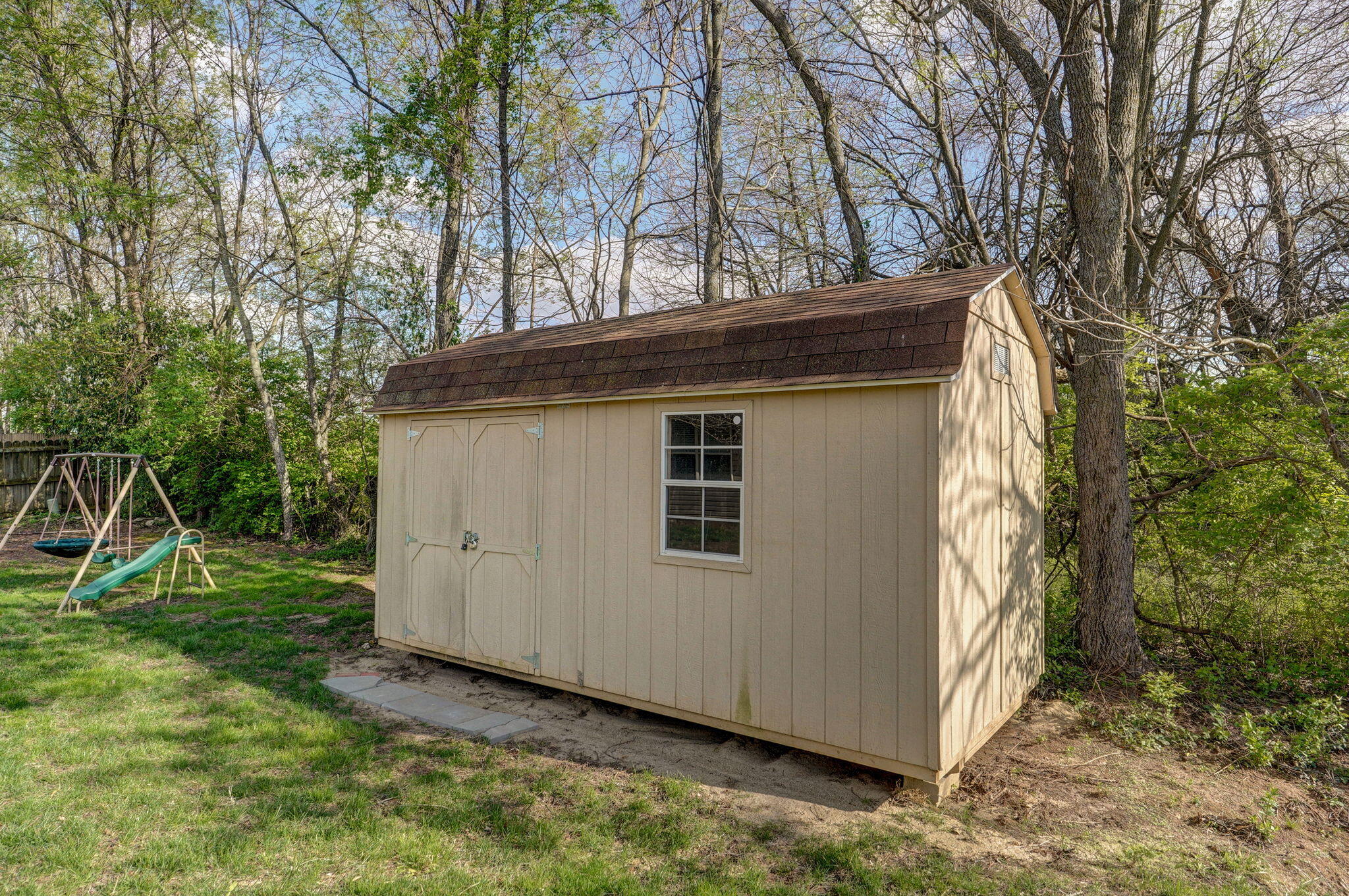 3196 W Grandview Street