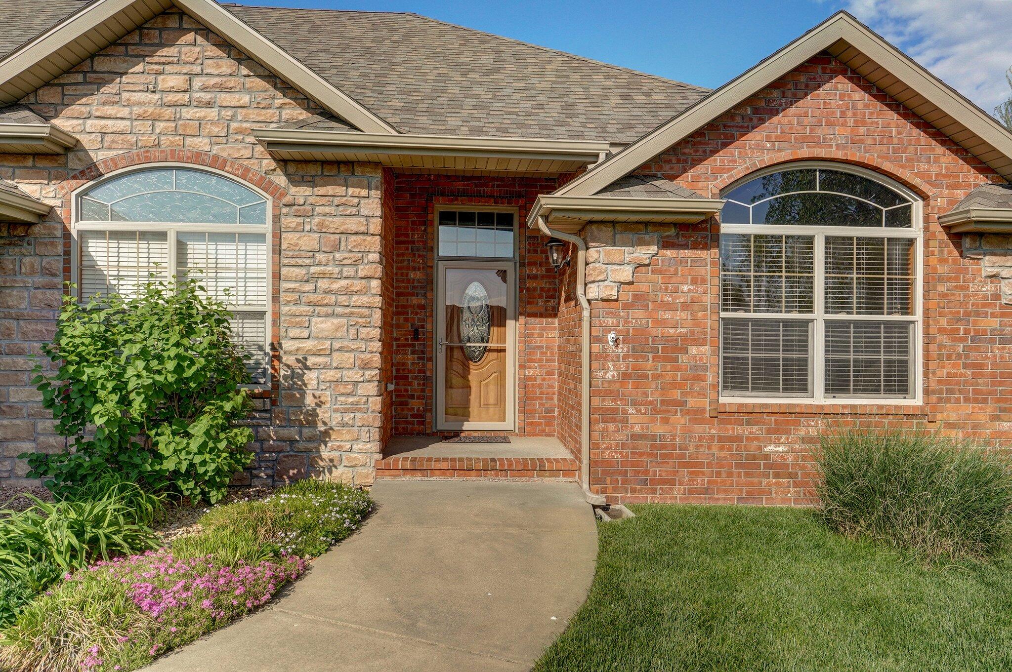 613 Meadowgate Drive