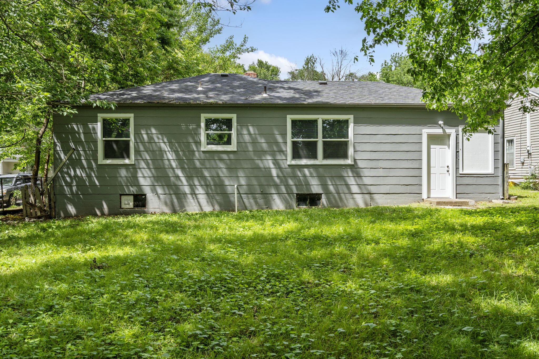 1116 W University Street