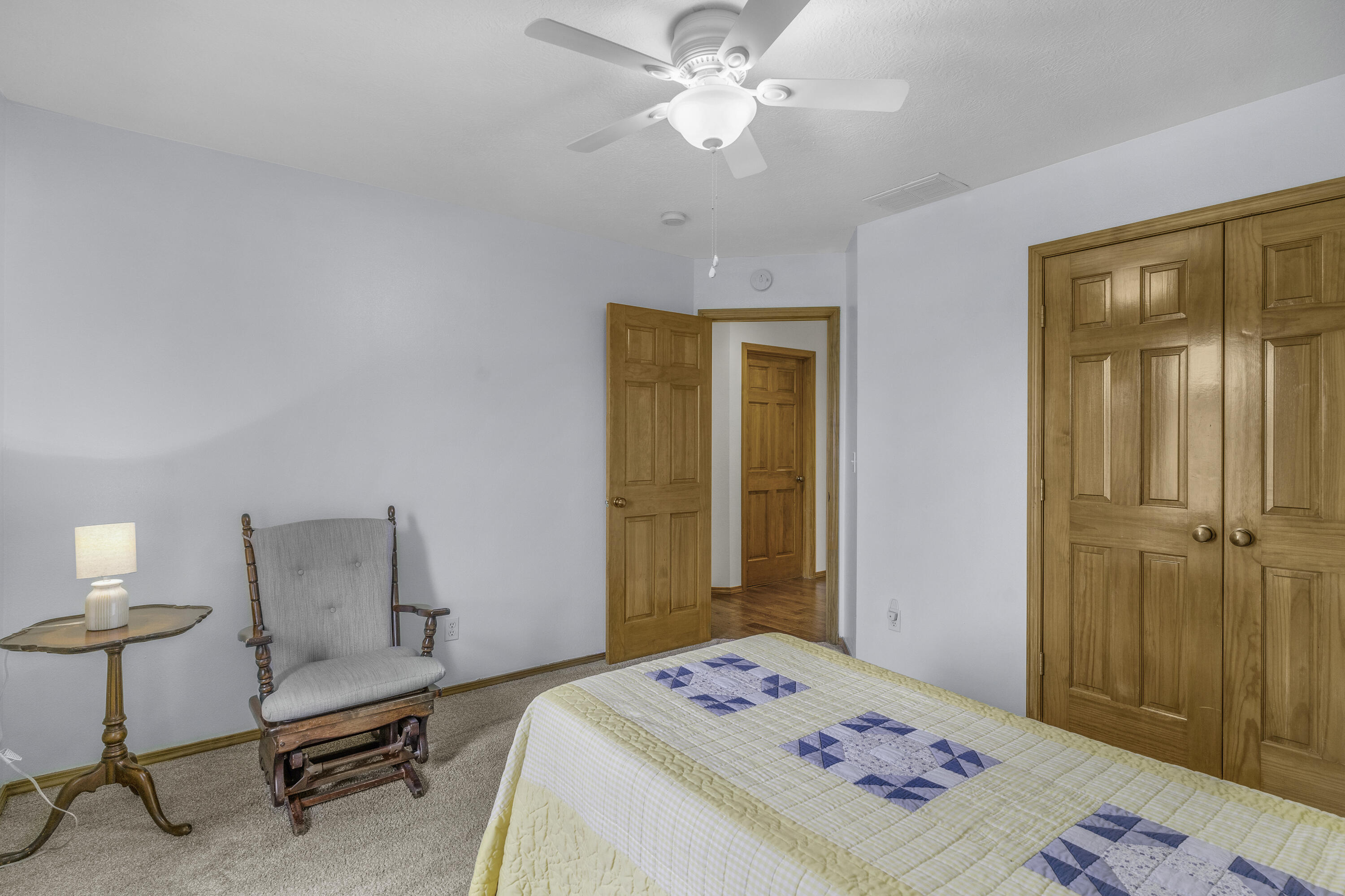 2122 W Village Terrace