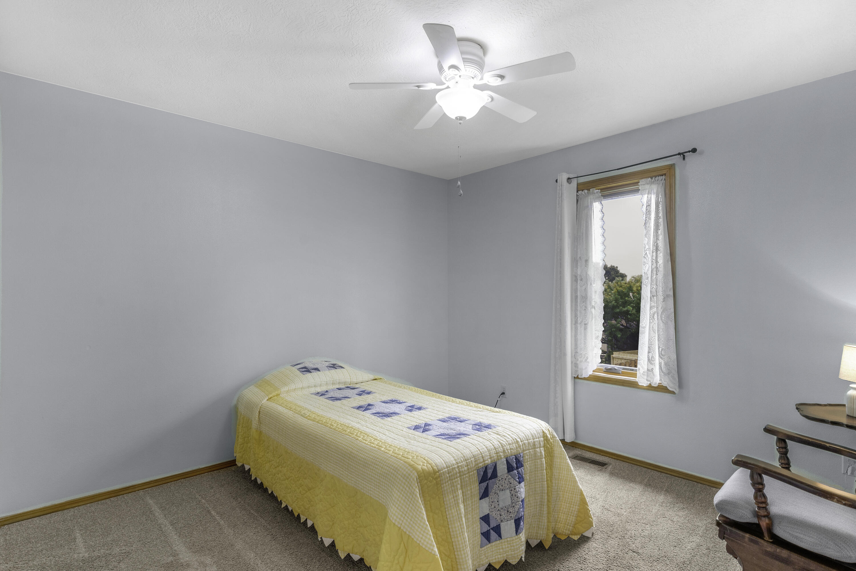 2122 W Village Terrace