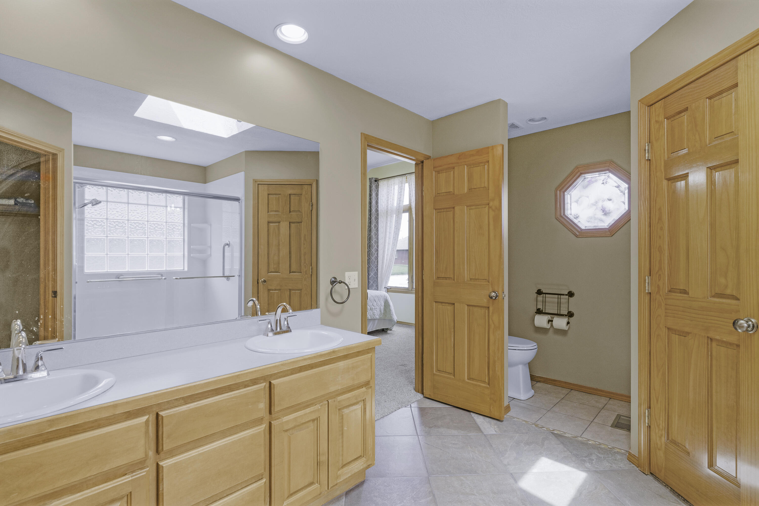 2122 W Village Terrace