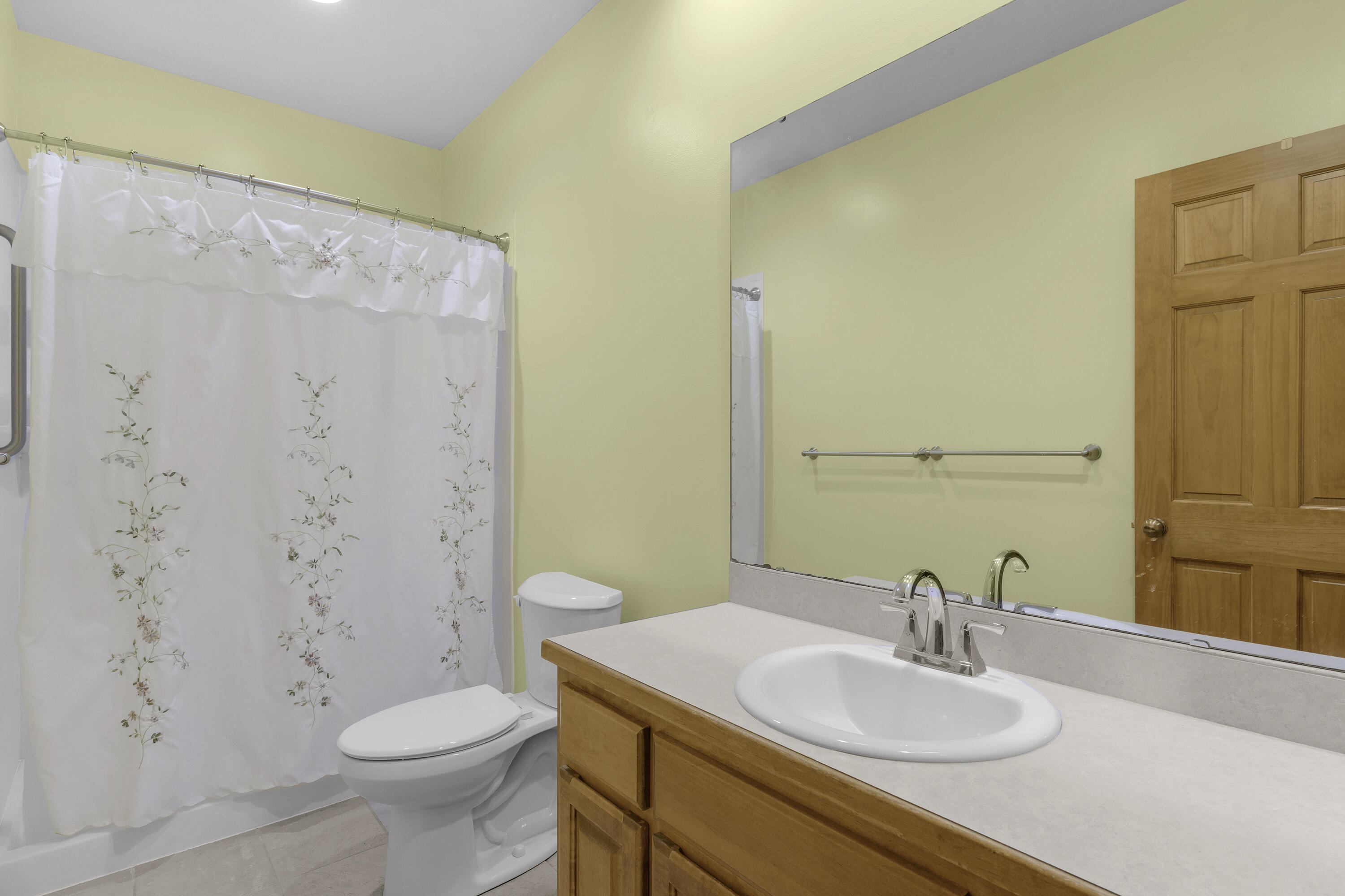 2122 W Village Terrace