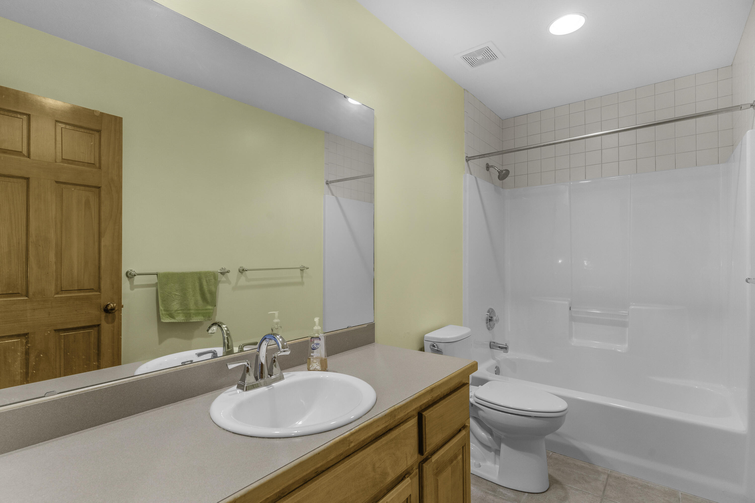 2122 W Village Terrace