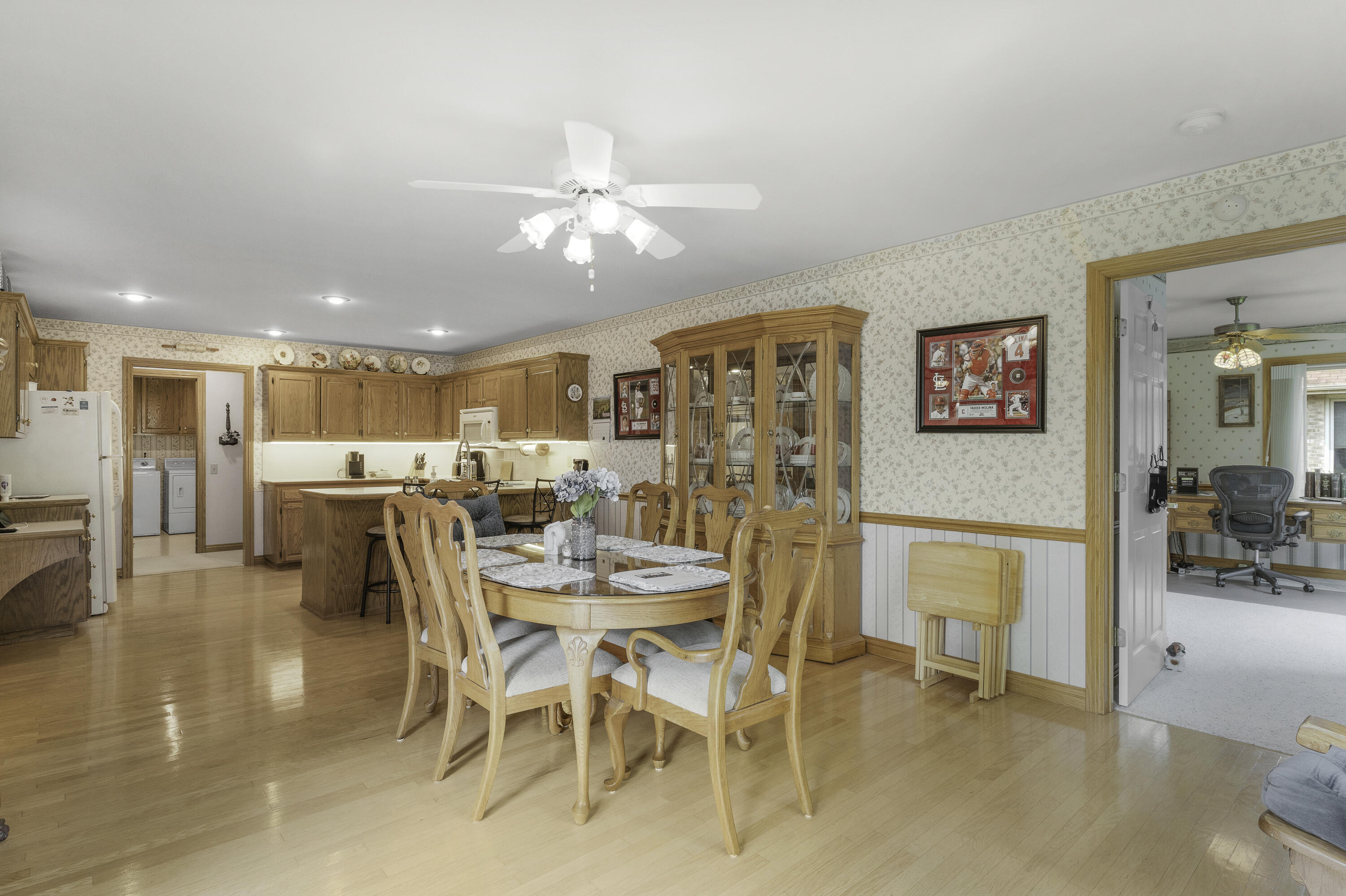 3416 S Barnes Avenue