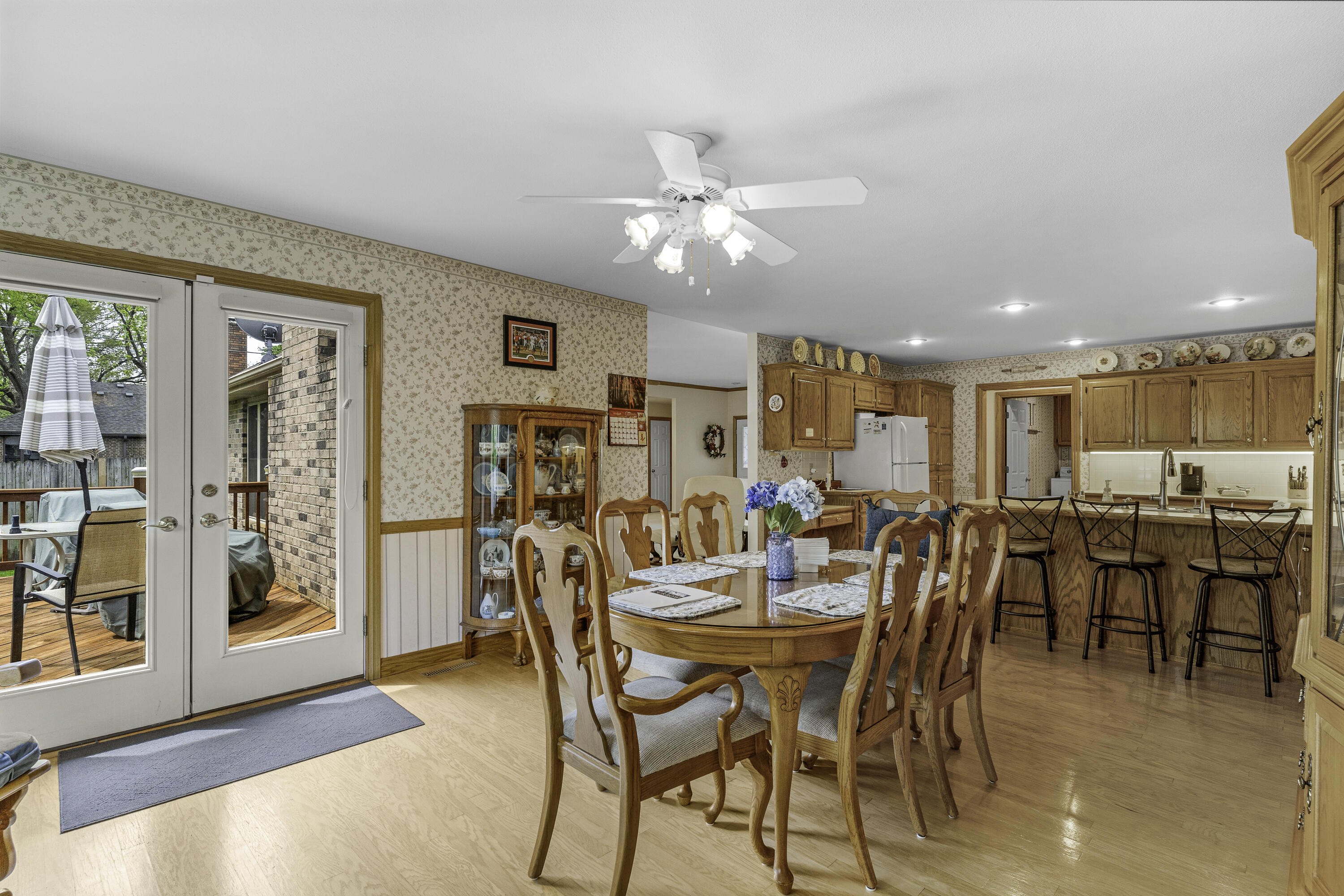 3416 S Barnes Avenue