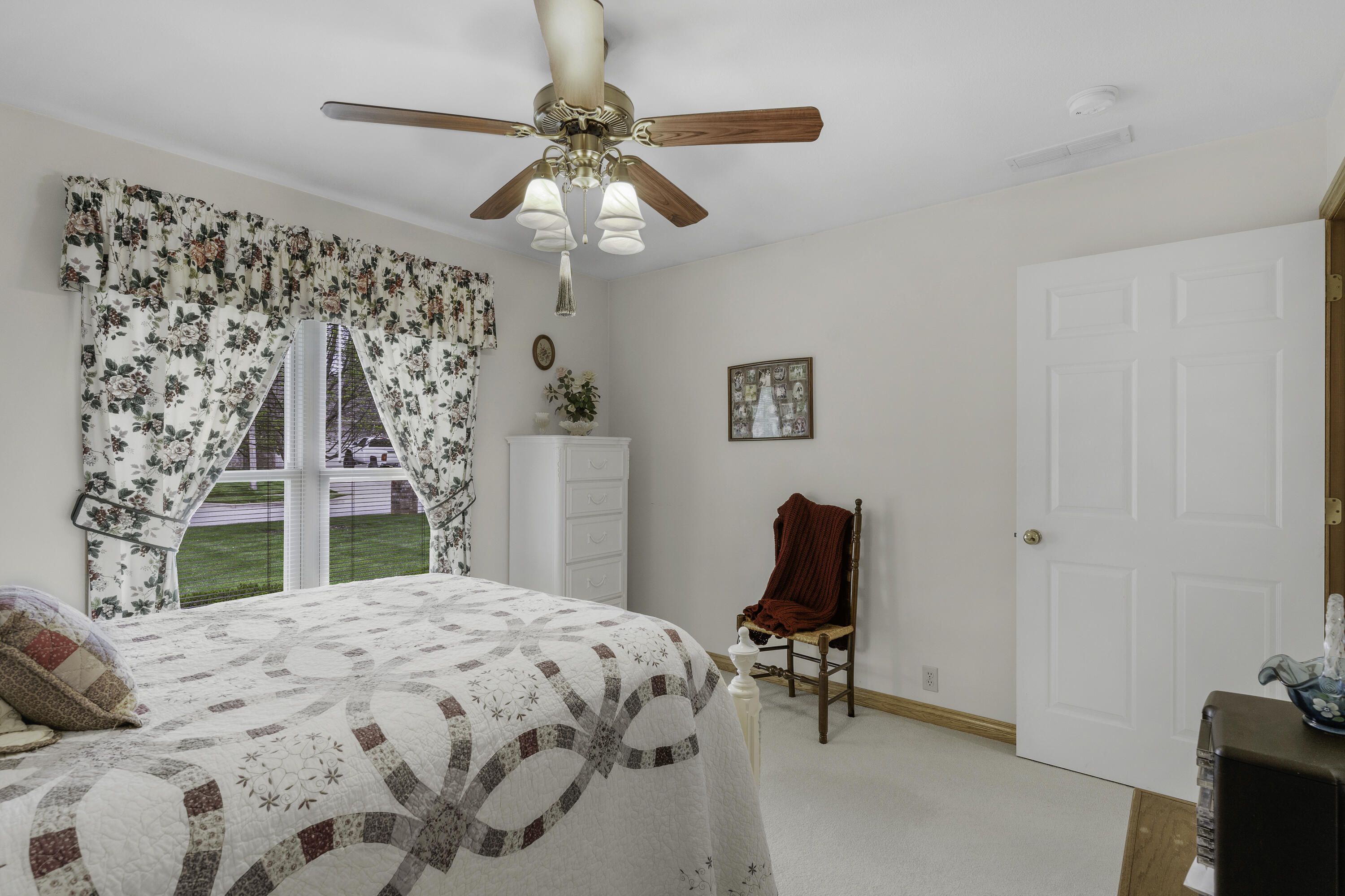 3416 S Barnes Avenue