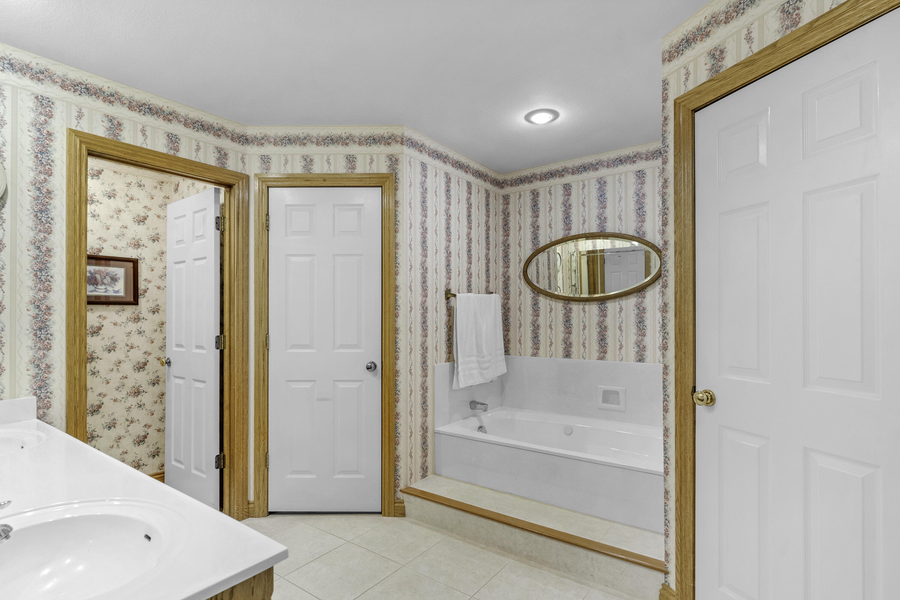 3416 S Barnes Avenue