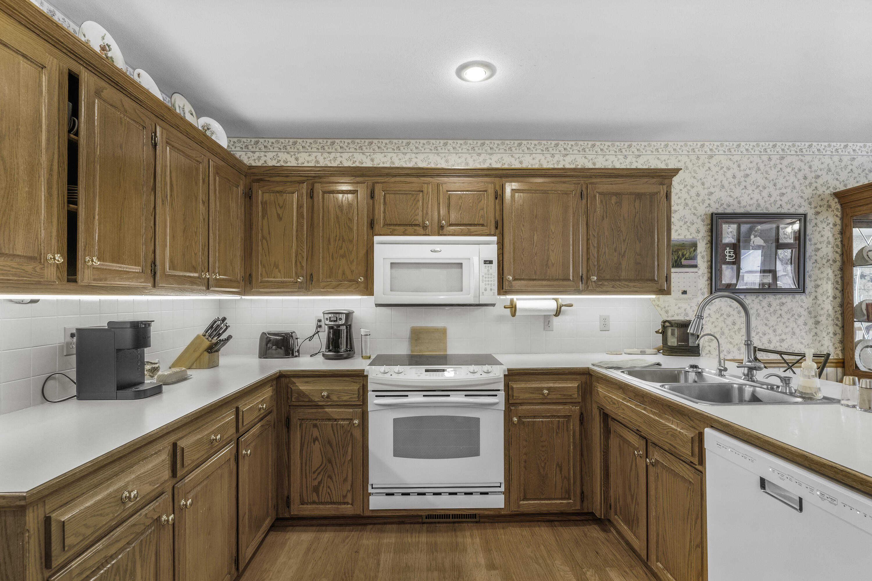 3416 S Barnes Avenue